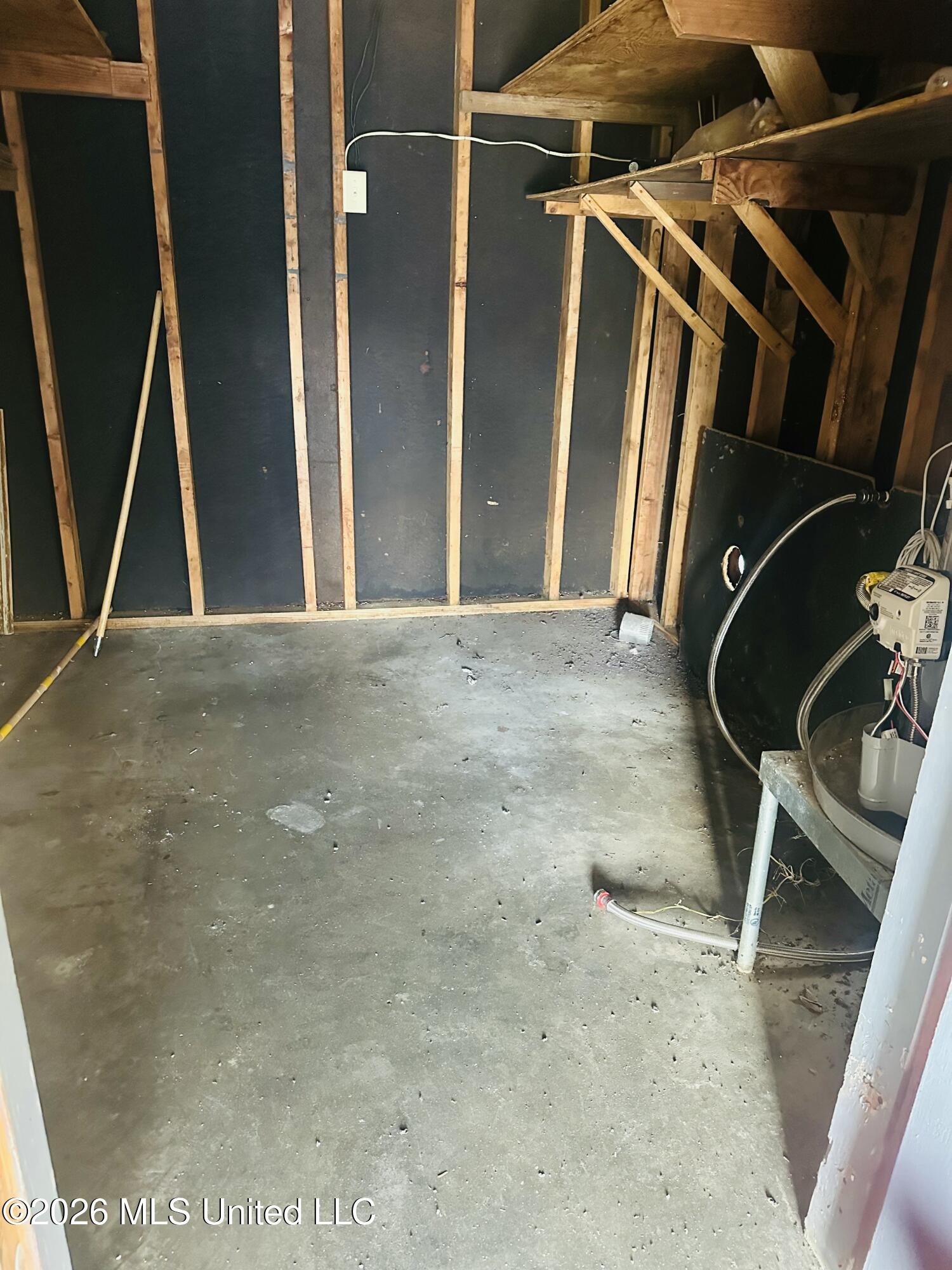 508 Queen Park Circle Property Photo 24