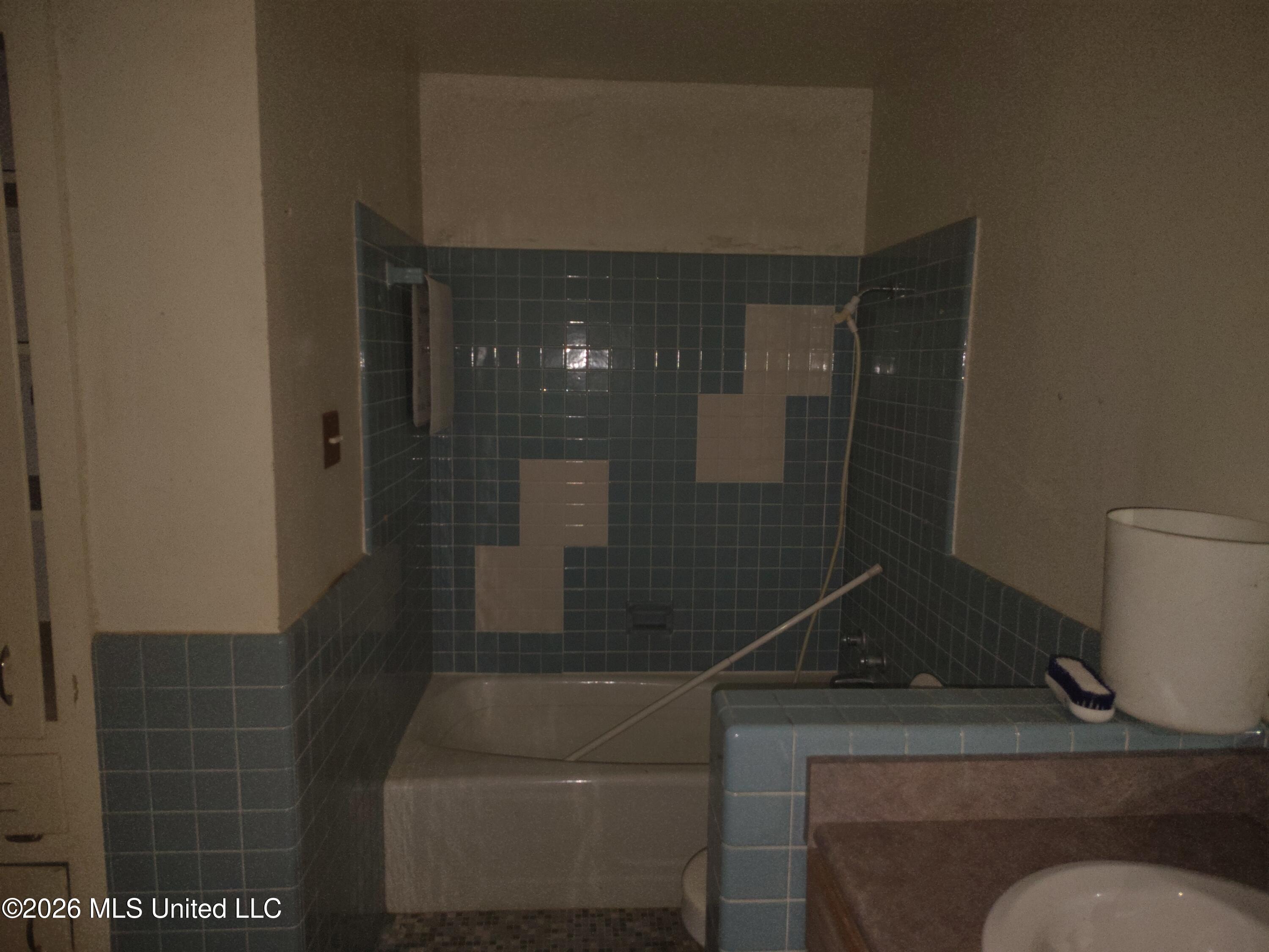 311 Lakeview Boulevard Property Photo 6
