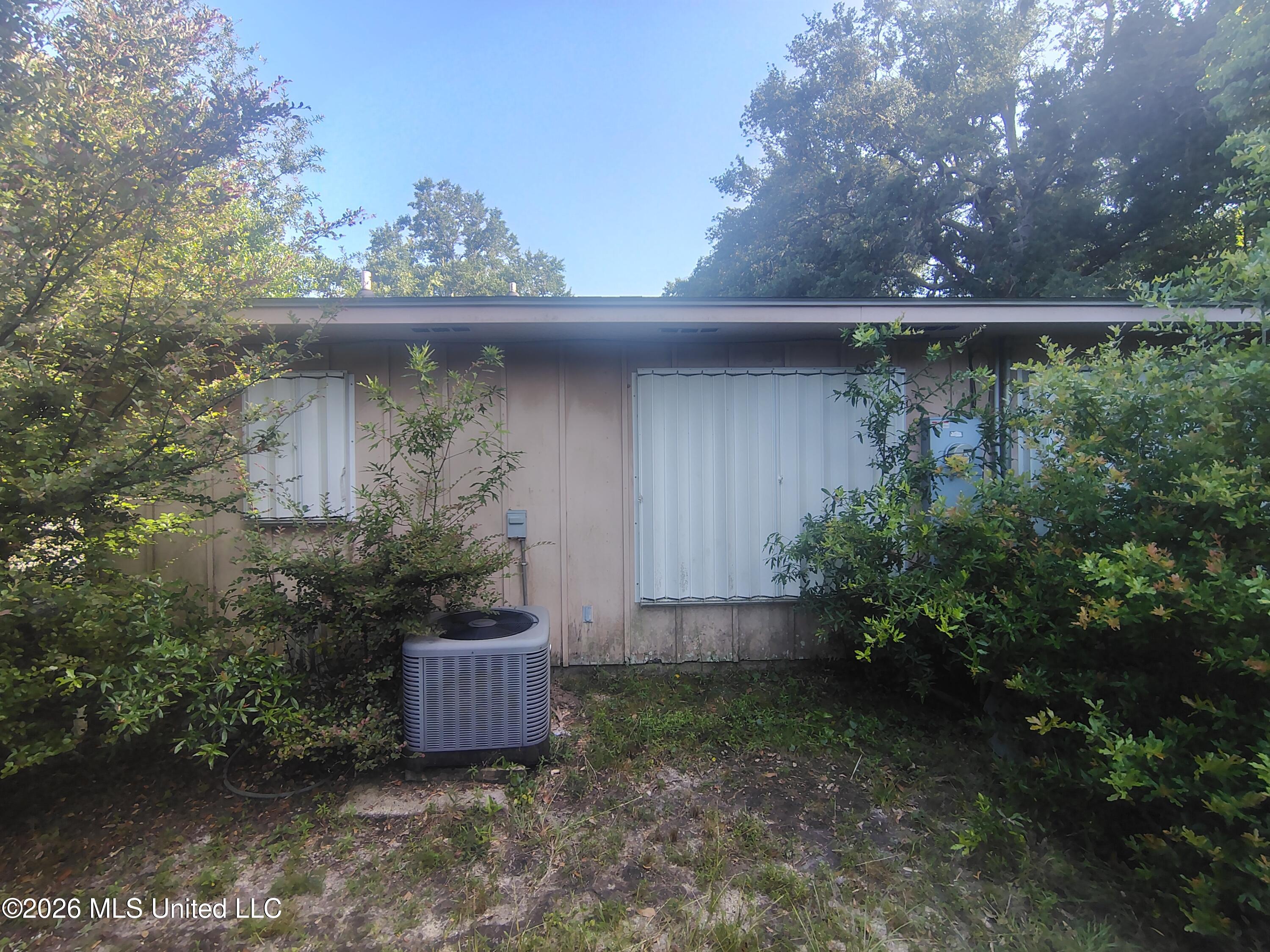 311 Lakeview Boulevard Property Photo 13