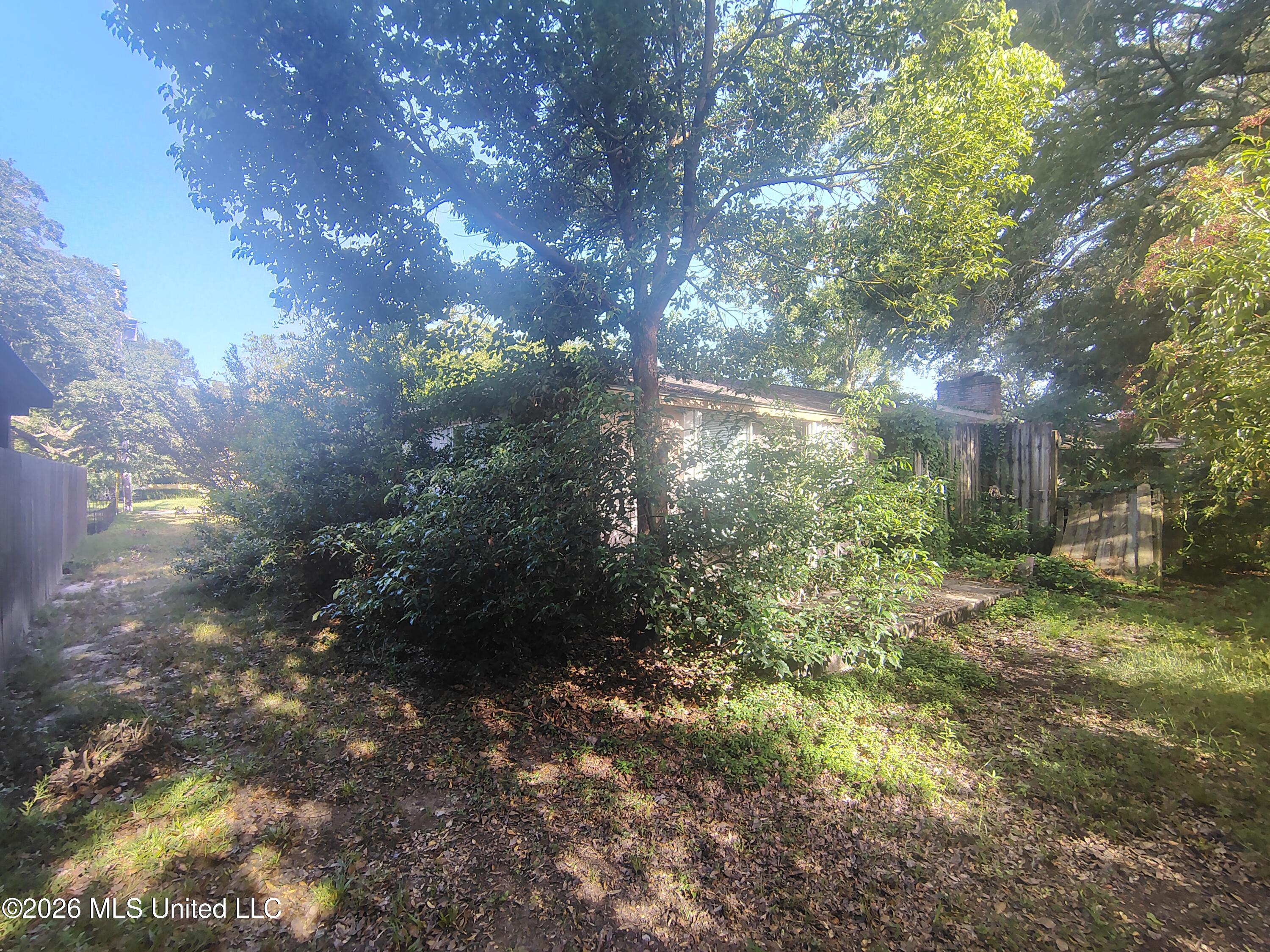 311 Lakeview Boulevard Property Photo 14