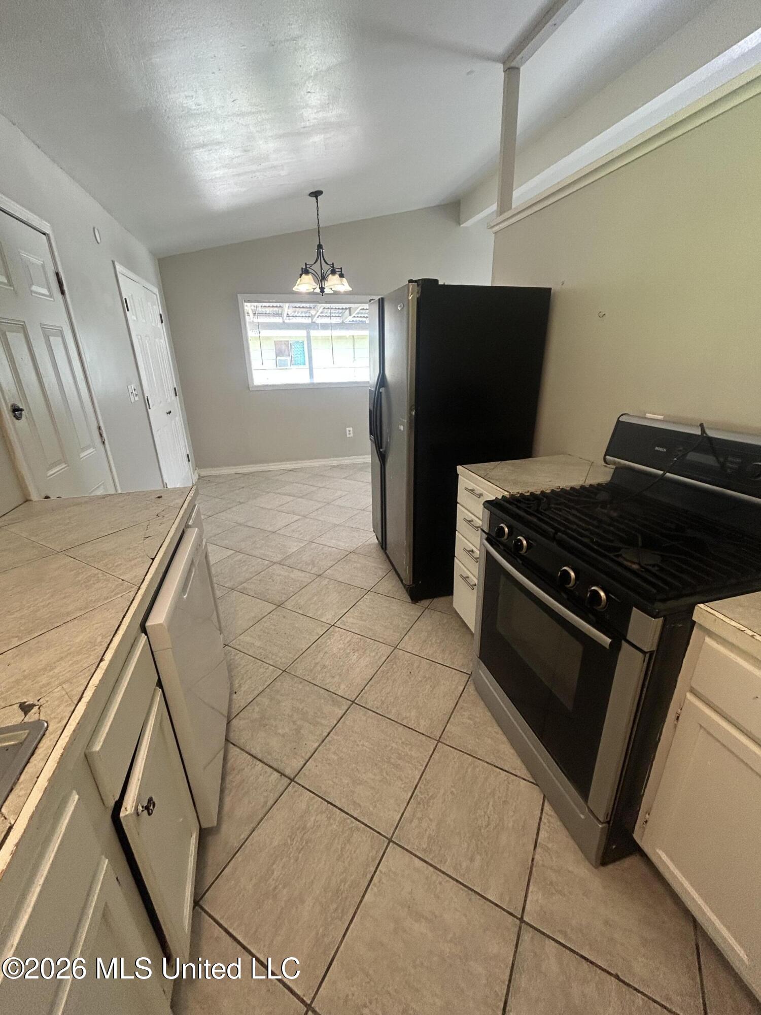 1210 Plum Street Property Photo 5