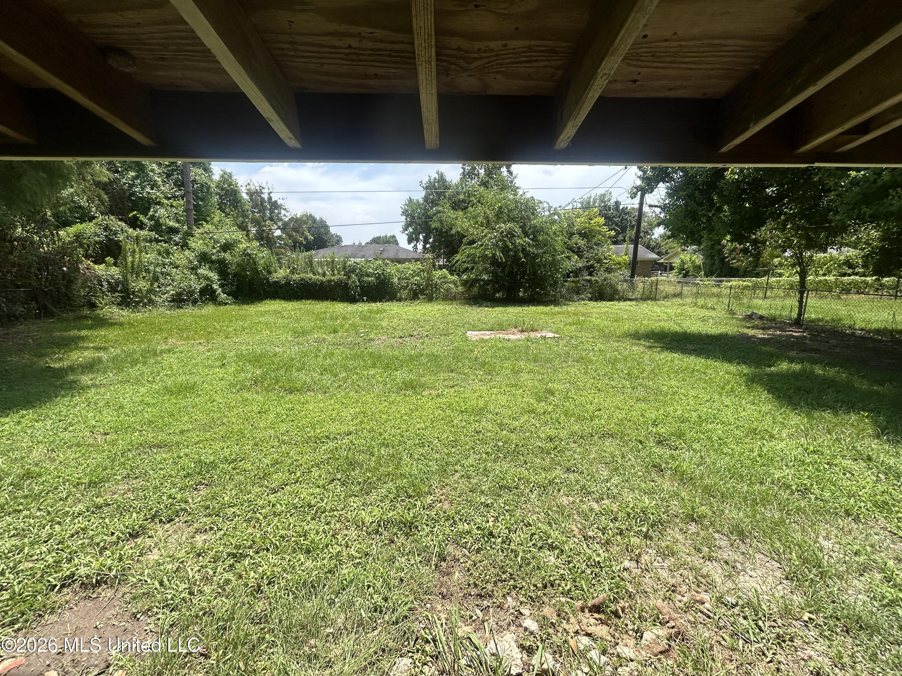 1210 Plum Street Property Photo 8