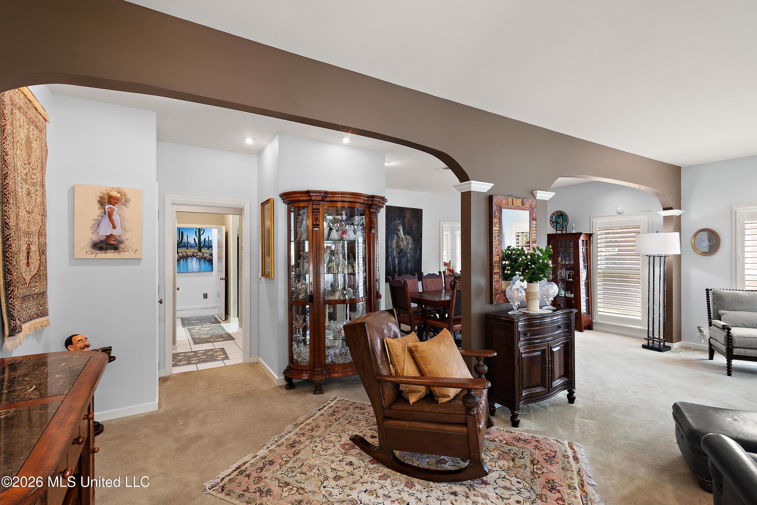 42 Robinwood Place Property Photo 3