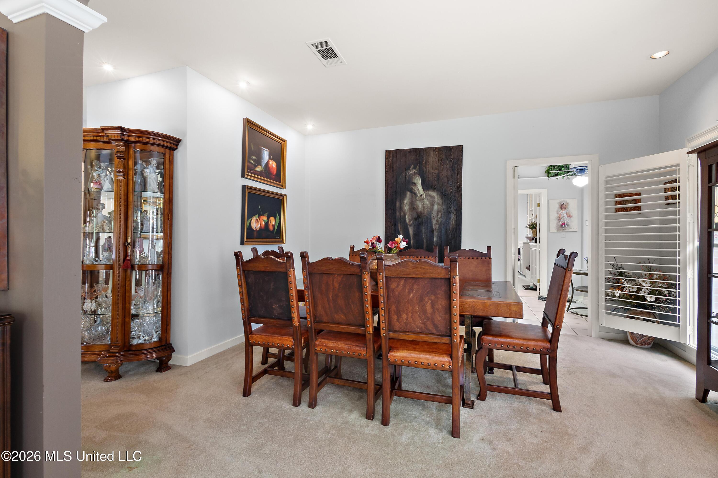 42 Robinwood Place Property Photo 5