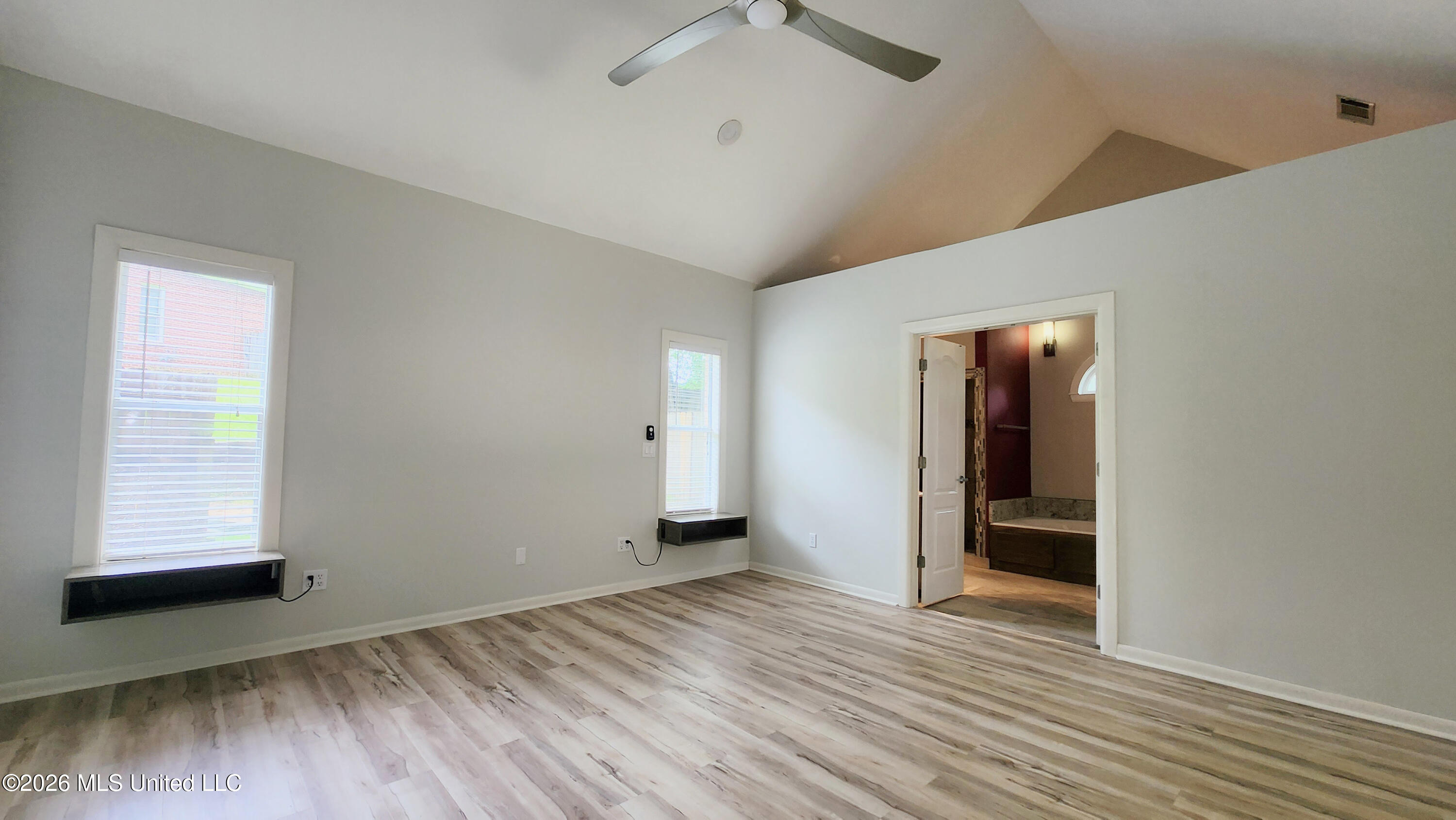 113 Kenbridge Lane Property Photo 13