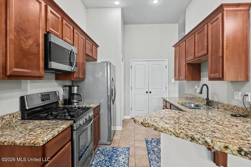 16910 Acron Street Property Photo 3