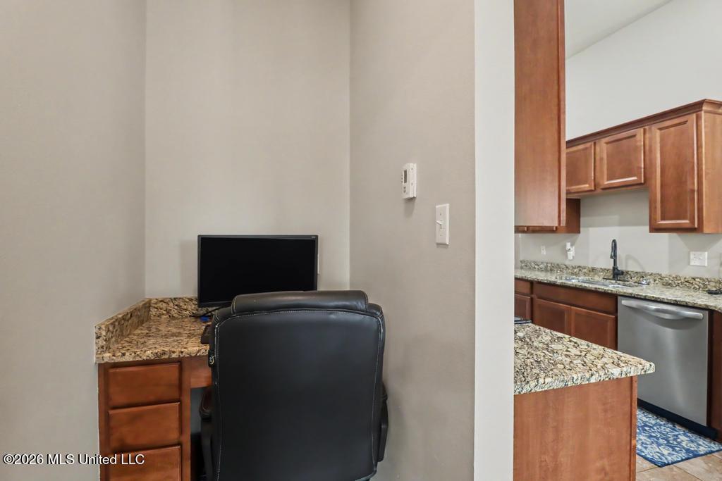 16910 Acron Street Property Photo 12