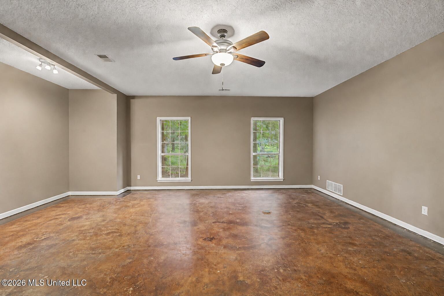 9485 Brigid Drive Property Photo 29