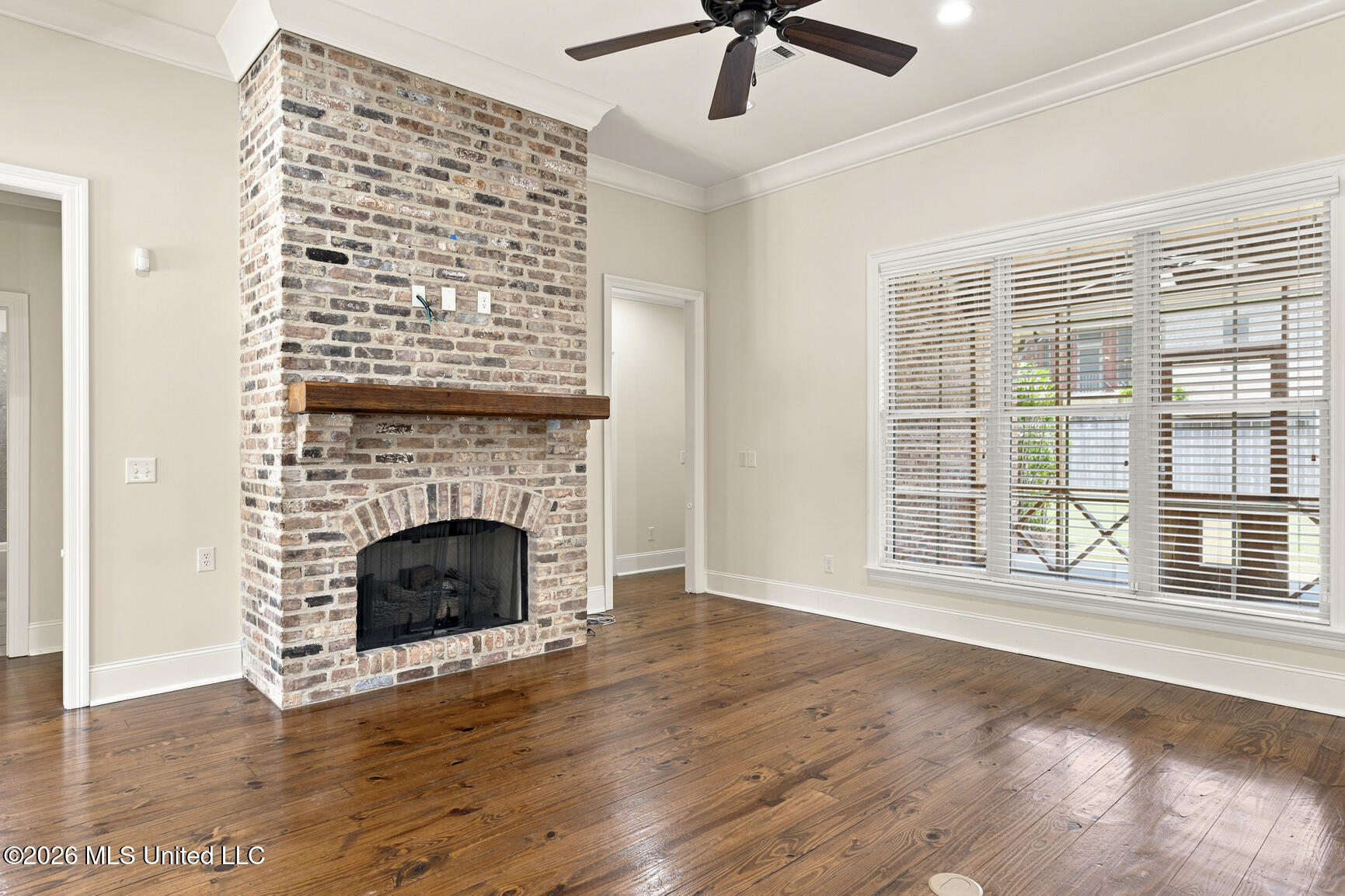 213 Breezy Hill Drive Property Photo 7