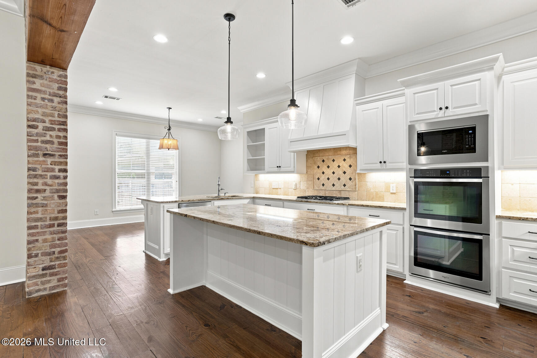 213 Breezy Hill Drive Property Photo 11