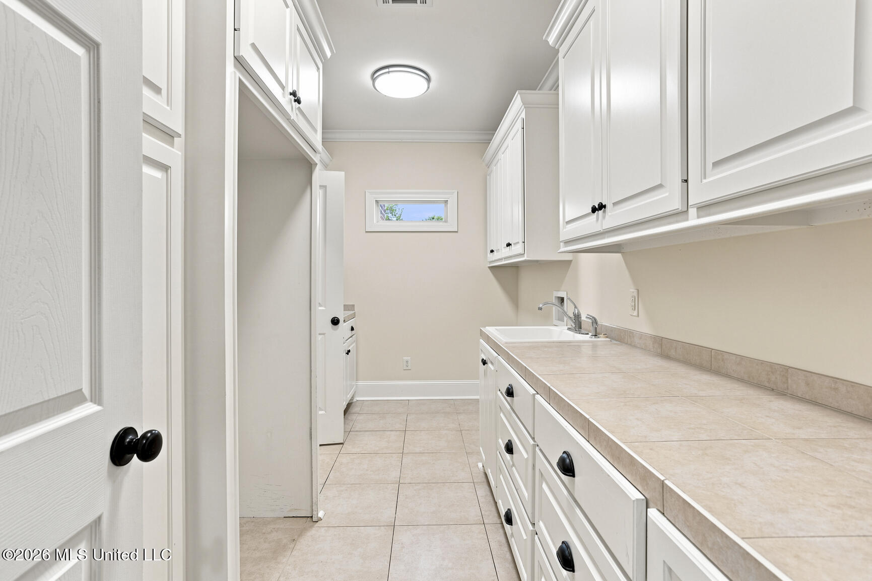 213 Breezy Hill Drive Property Photo 22