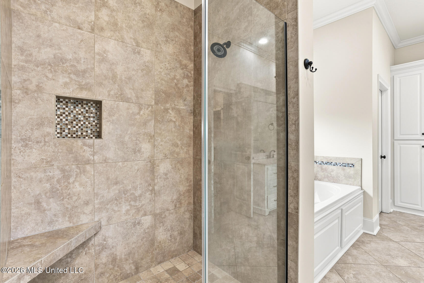 213 Breezy Hill Drive Property Photo 27