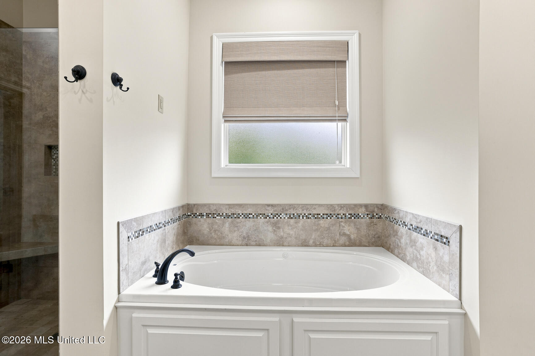 213 Breezy Hill Drive Property Photo 30