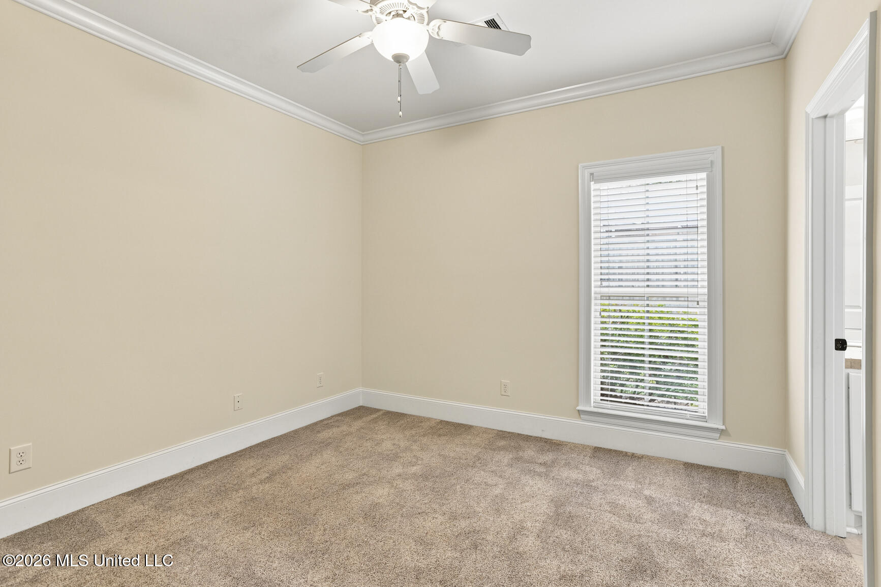 213 Breezy Hill Drive Property Photo 36