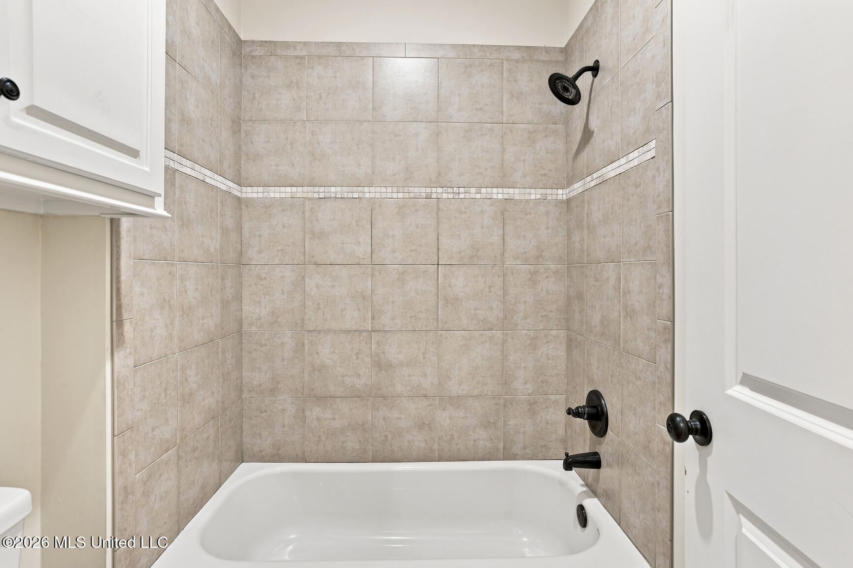 213 Breezy Hill Drive Property Photo 38
