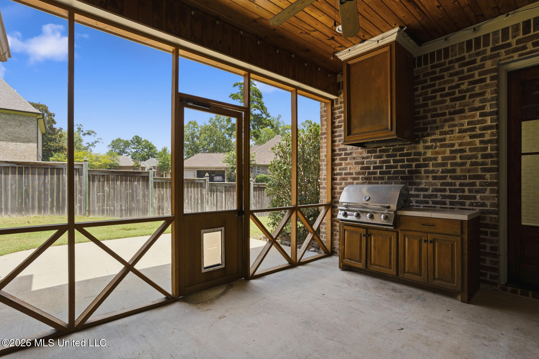 213 Breezy Hill Drive Property Photo 44