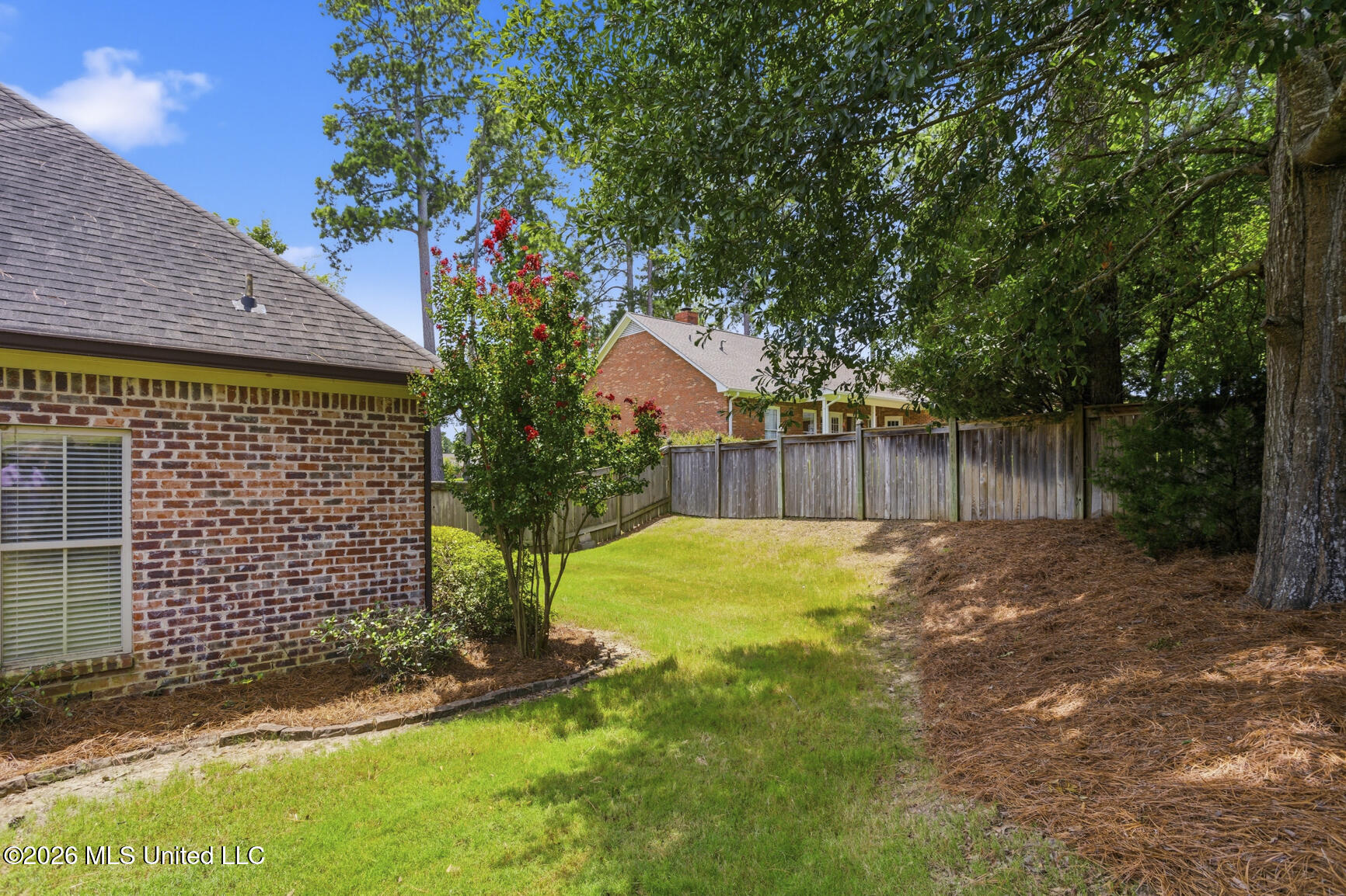 213 Breezy Hill Drive Property Photo 45