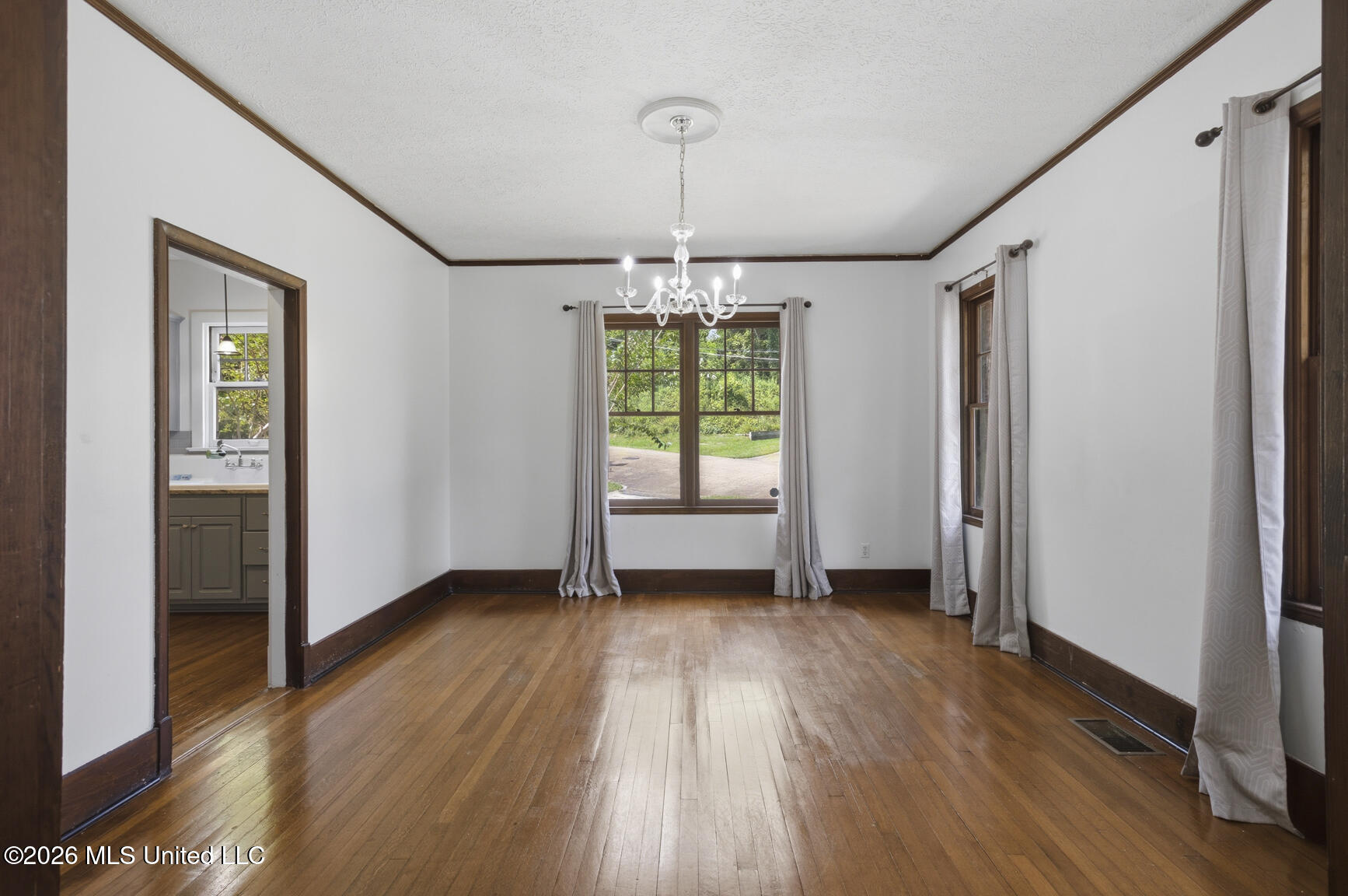 1206 Monroe Street Property Photo 6