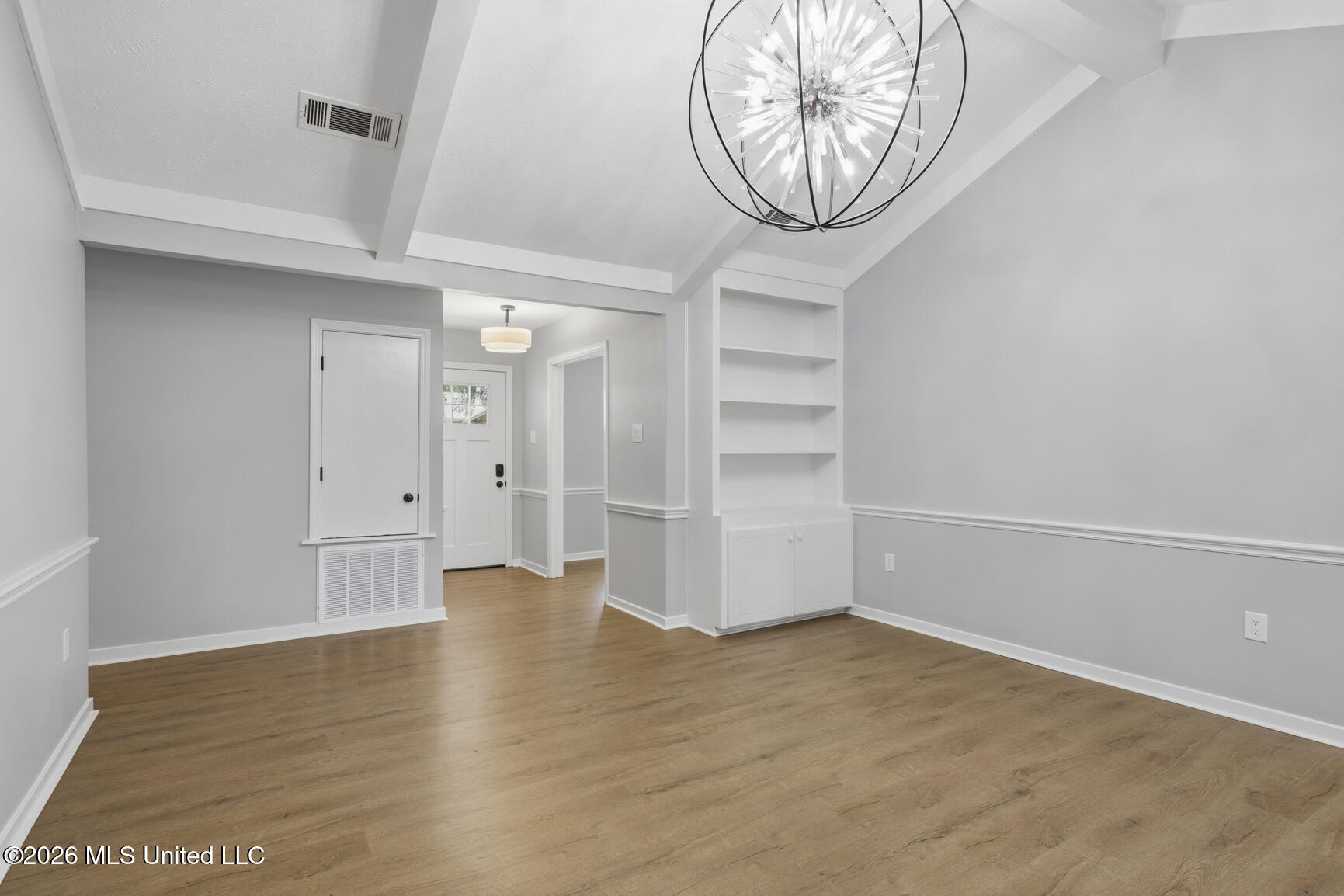 543 Bradford Drive Property Photo 9