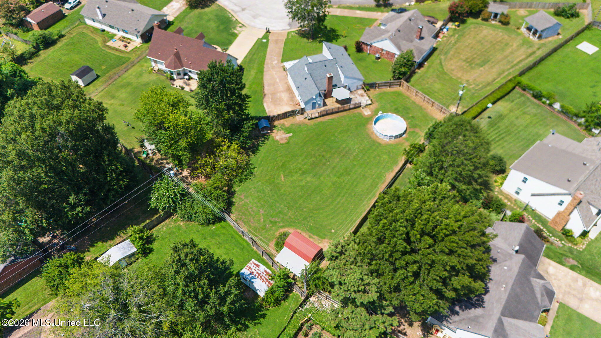 7106 Maplewood Cove Property Photo 11
