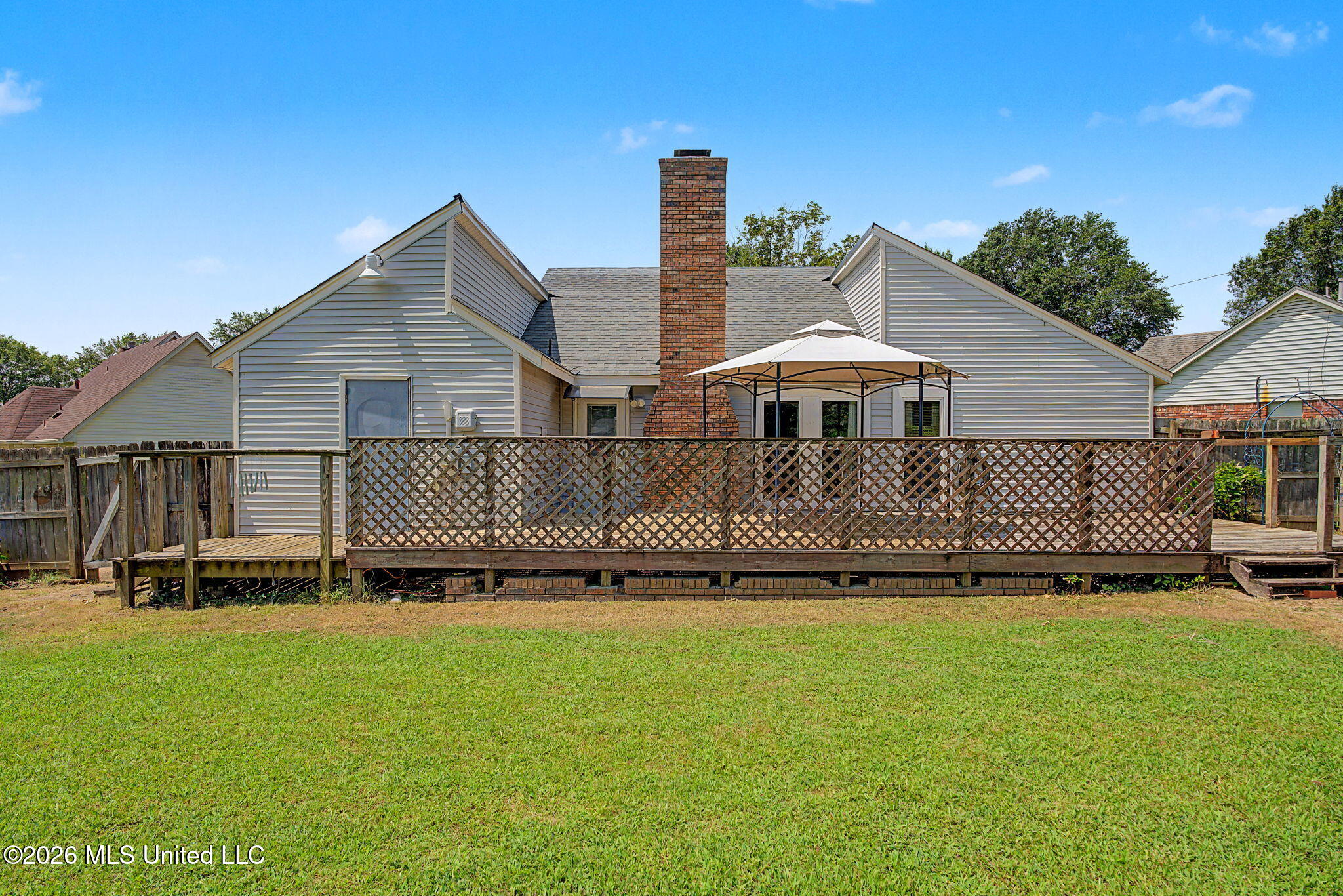 7106 Maplewood Cove Property Photo 29