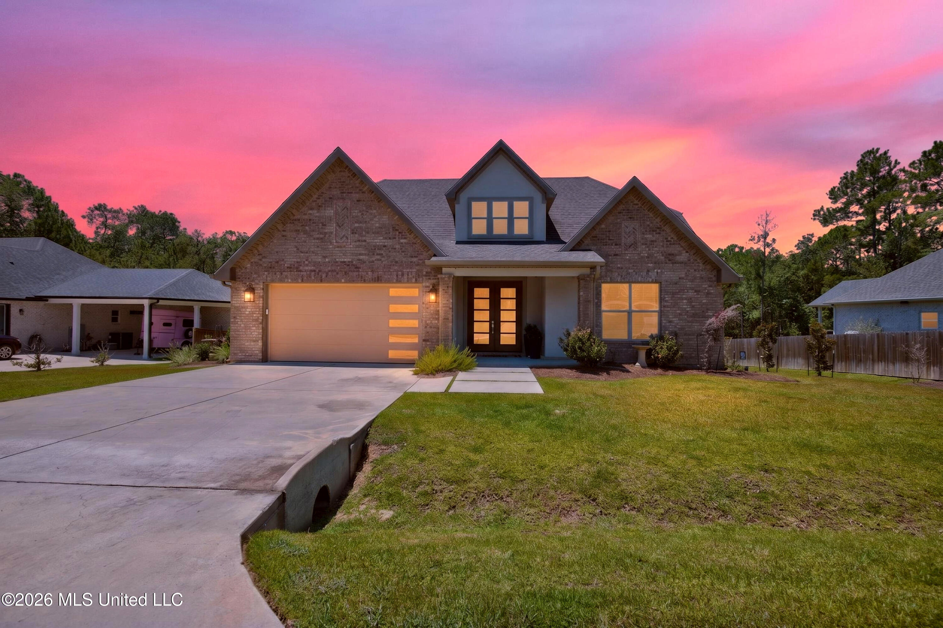 7523 Crooked Stick Drive Property Photo 1