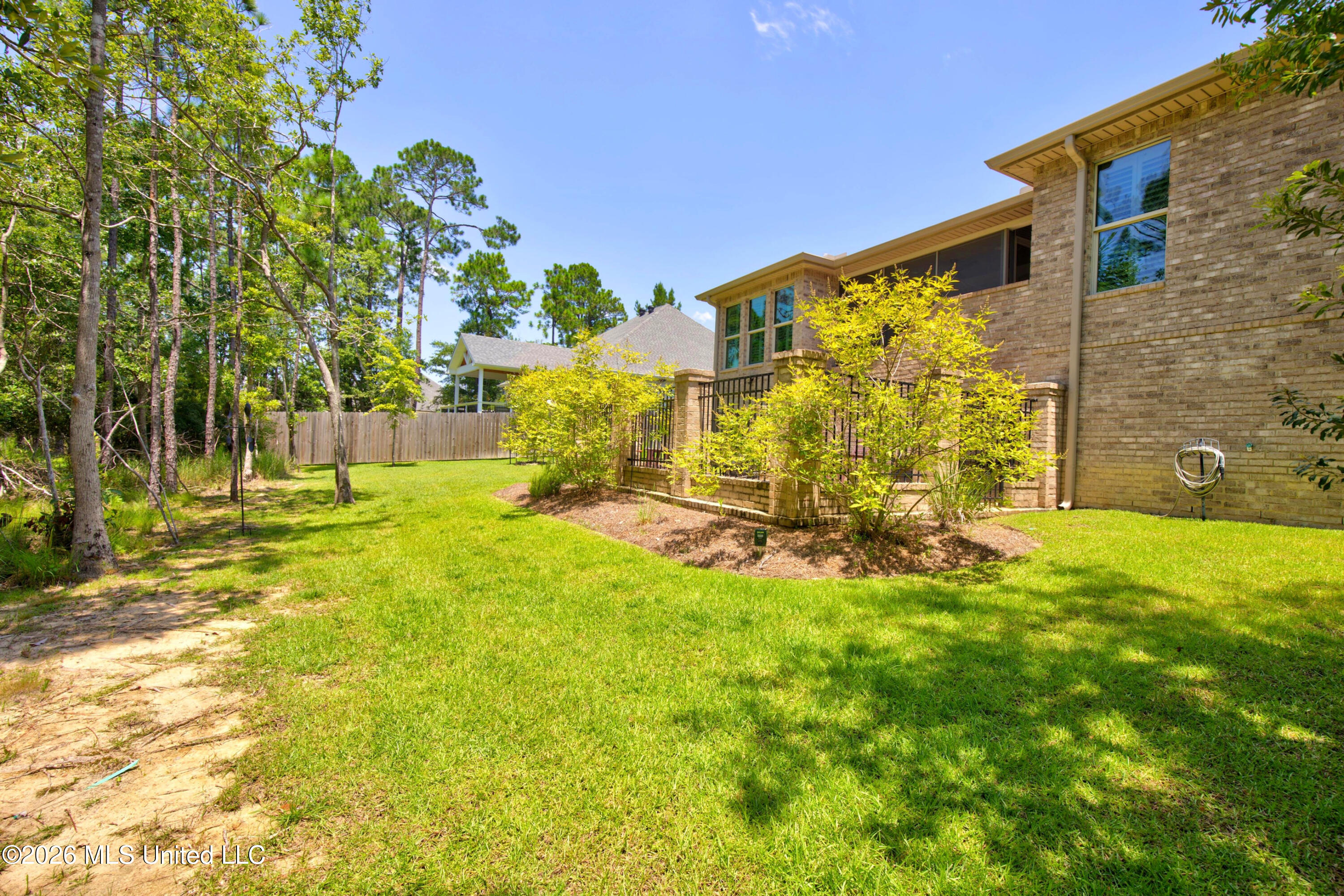 7523 Crooked Stick Drive Property Photo 47