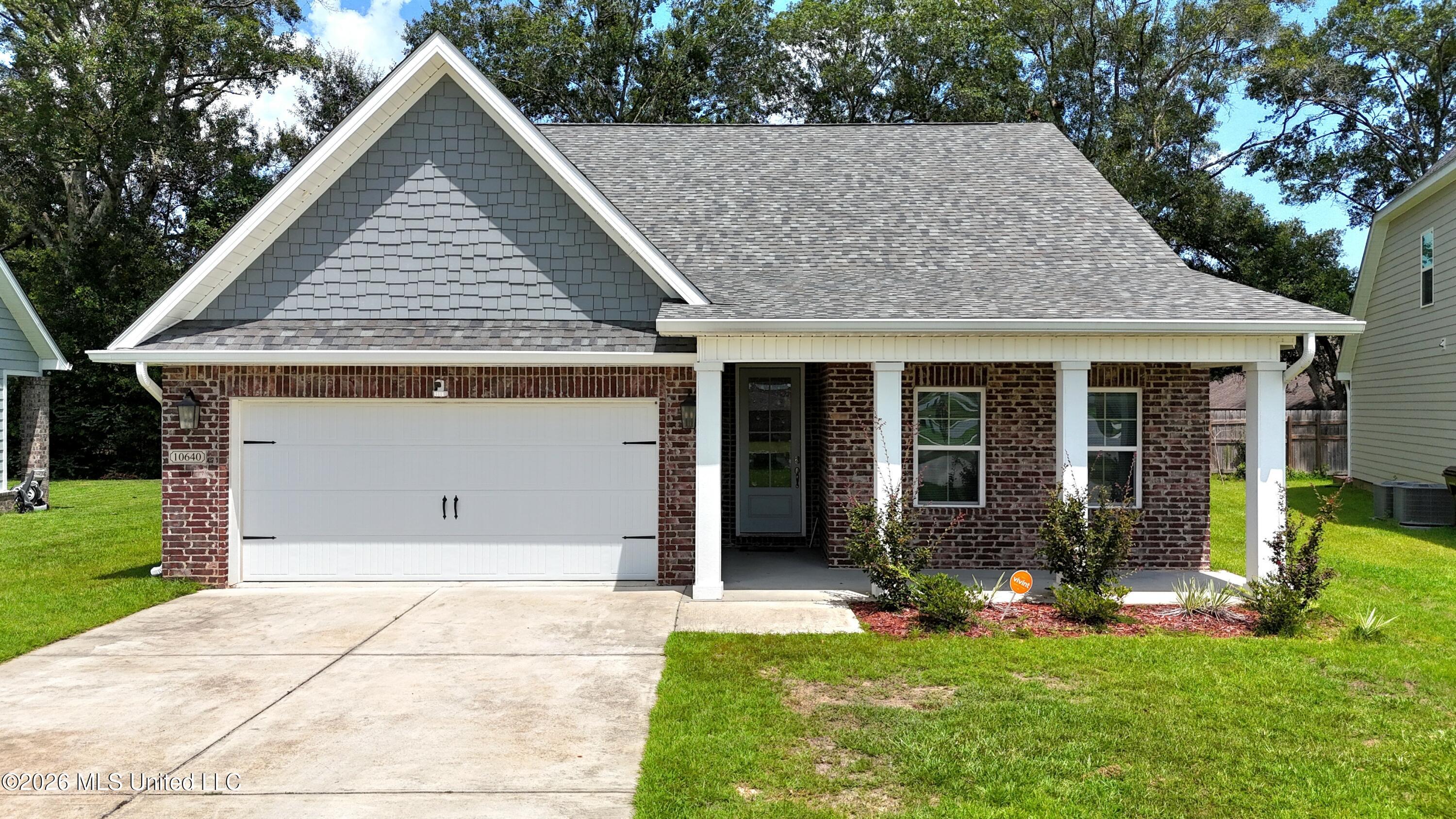 10640 Wren Grove Property Photo 1