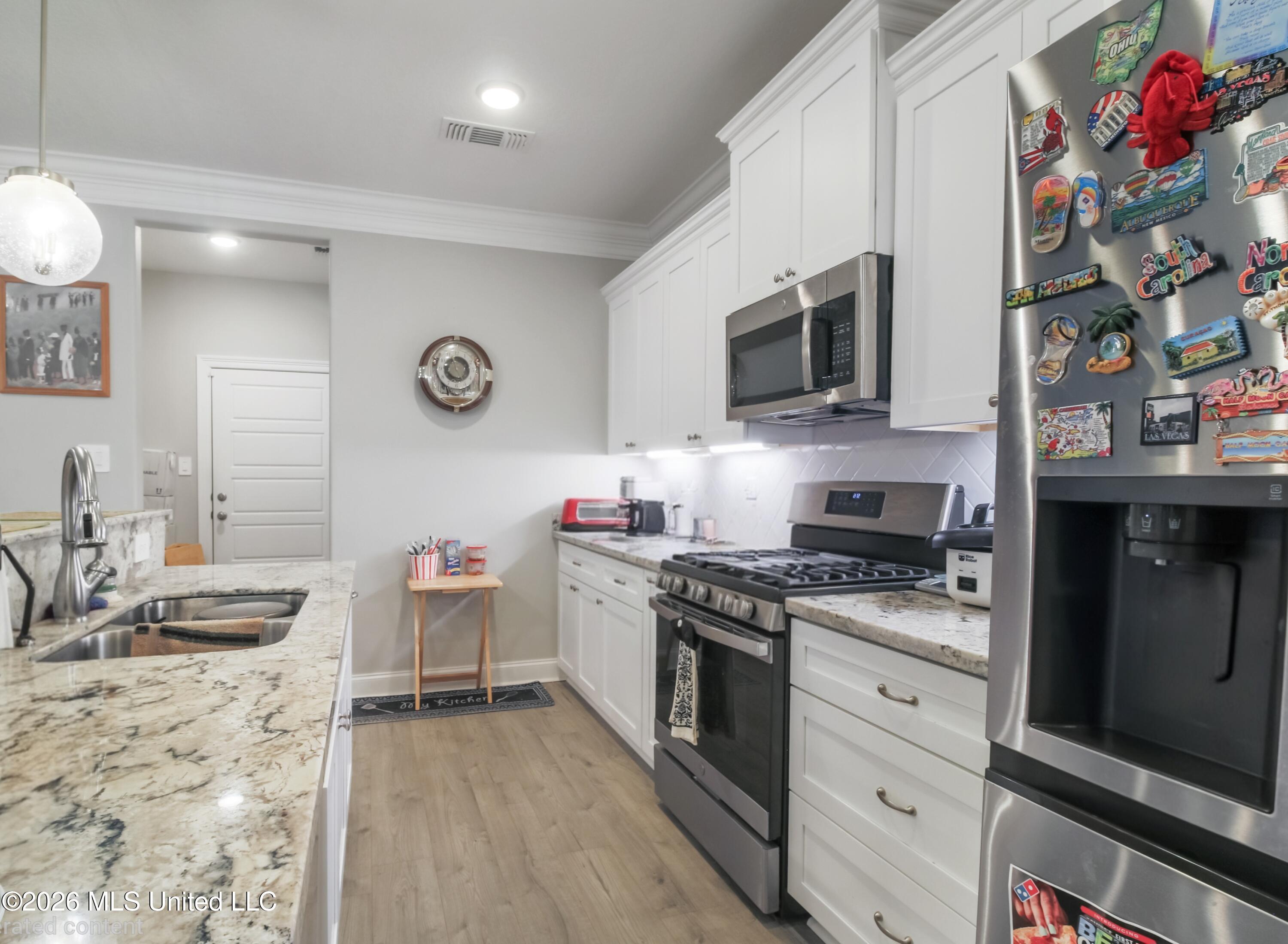 10640 Wren Grove Property Photo 15