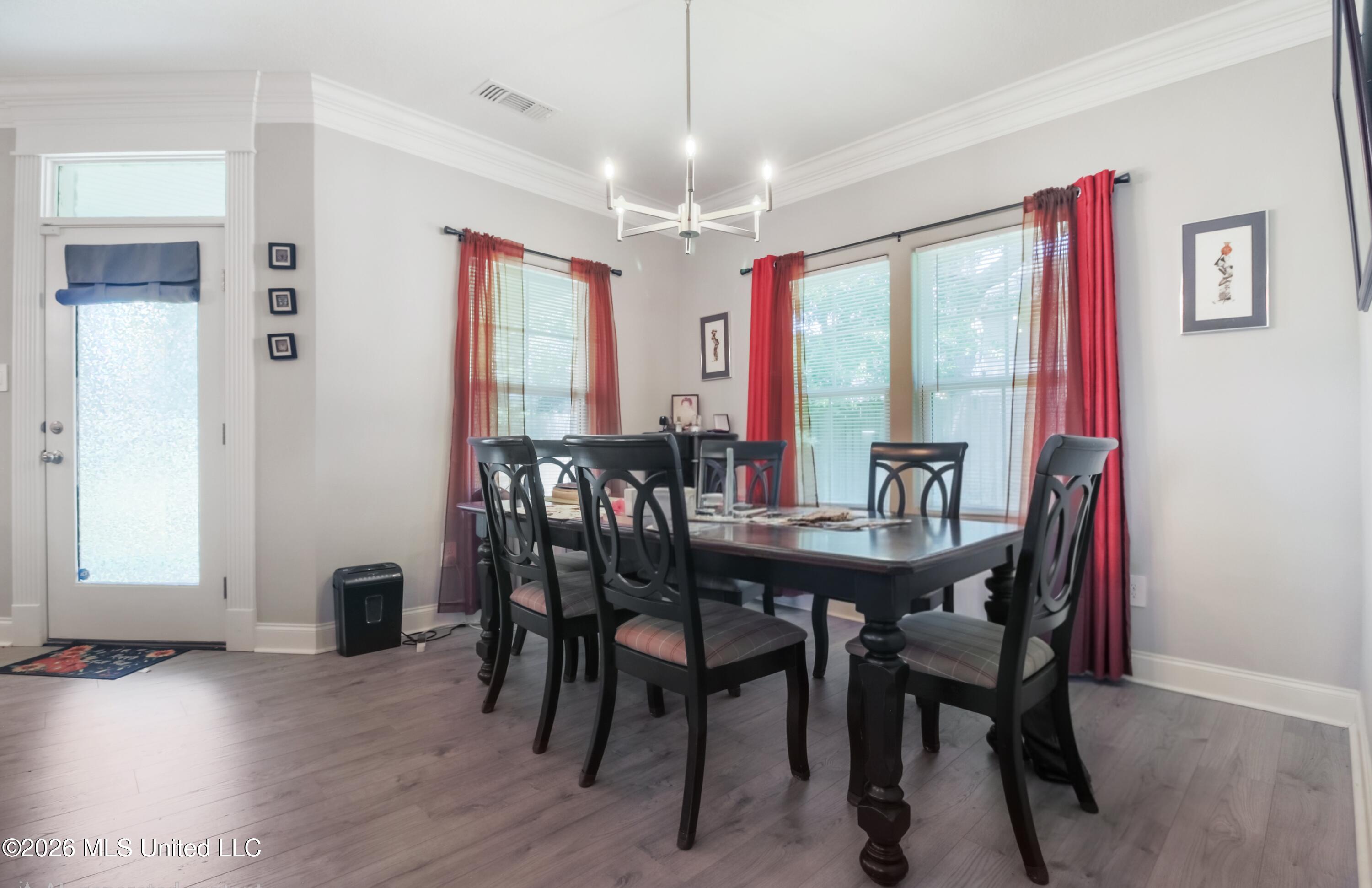 10640 Wren Grove Property Photo 17