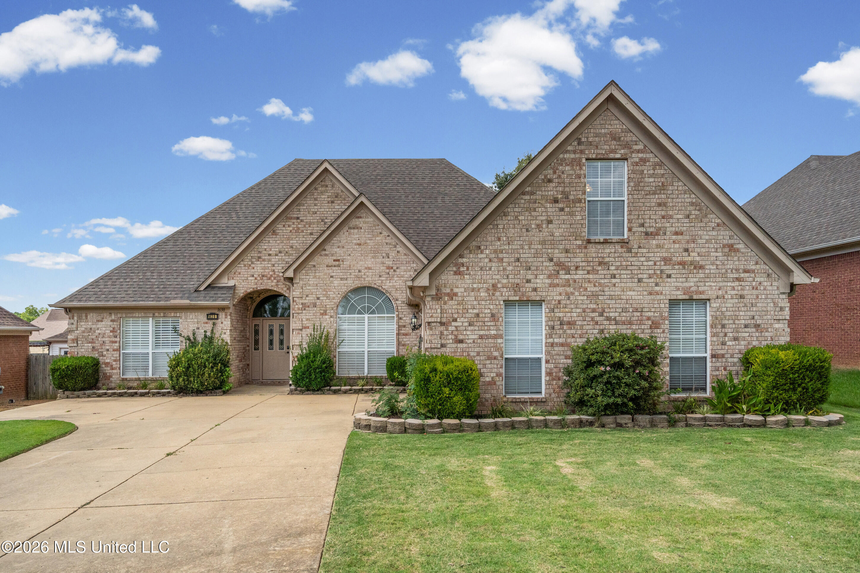 1638 Mason Drive Property Photo 1