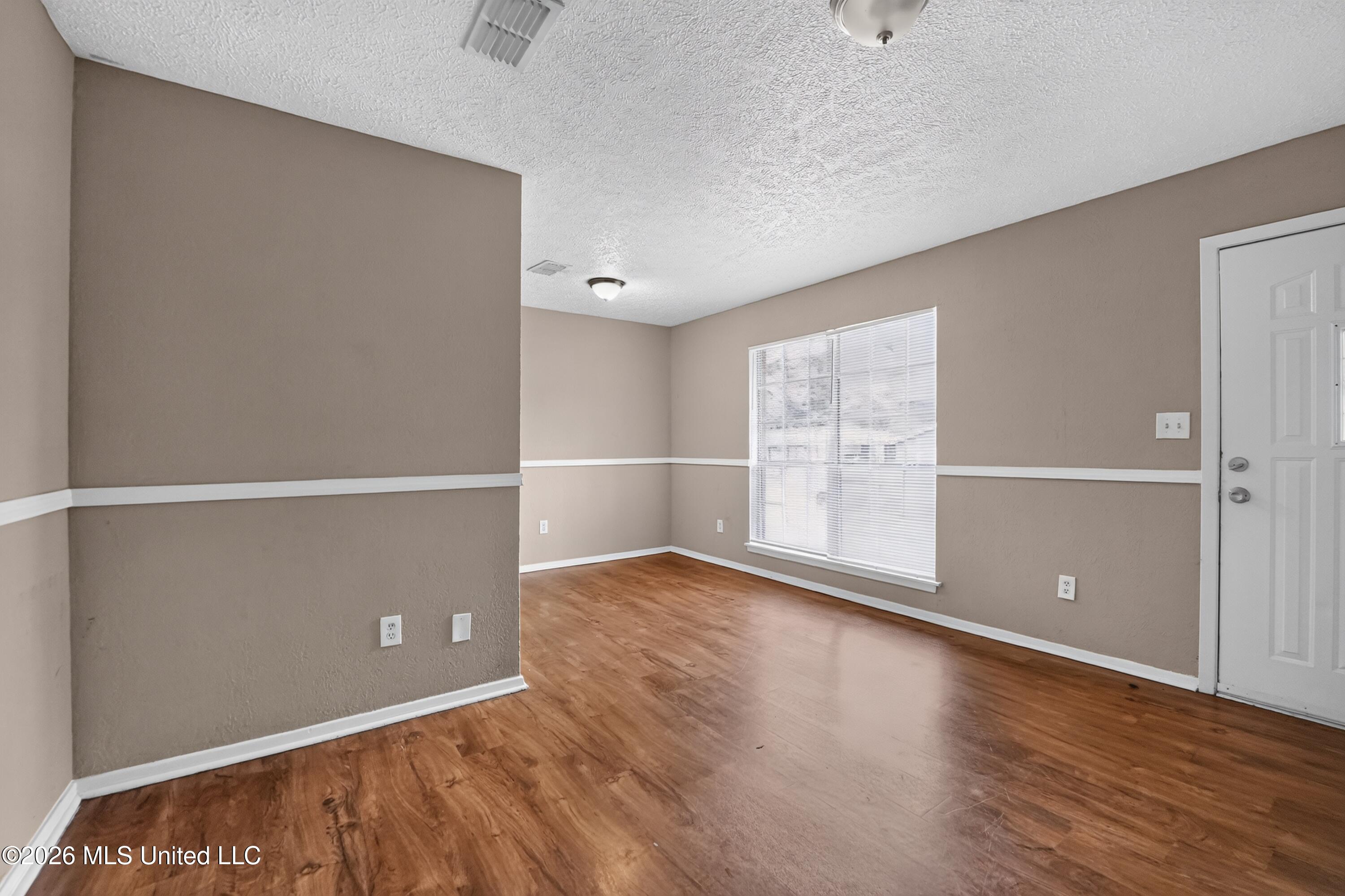 6558 Van Buren Road Property Photo 7