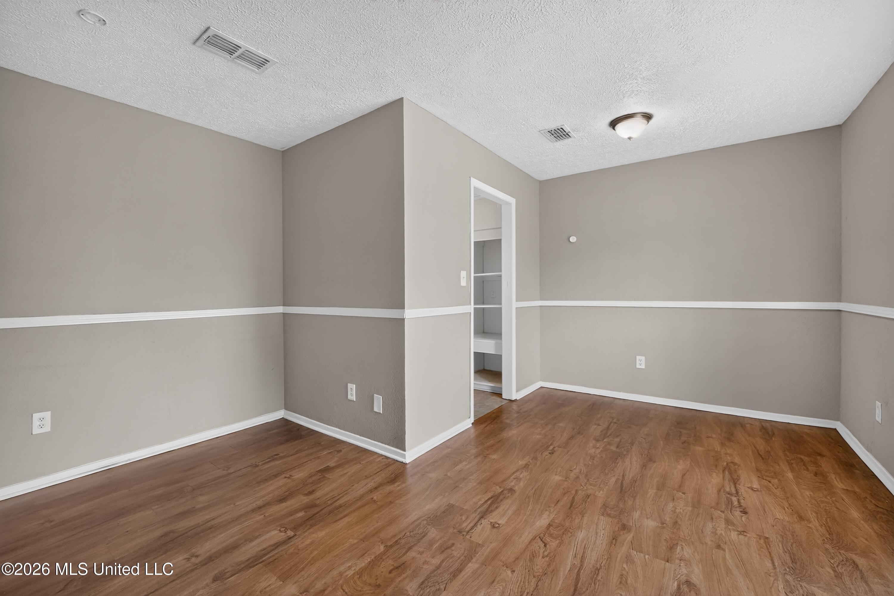 6558 Van Buren Road Property Photo 8