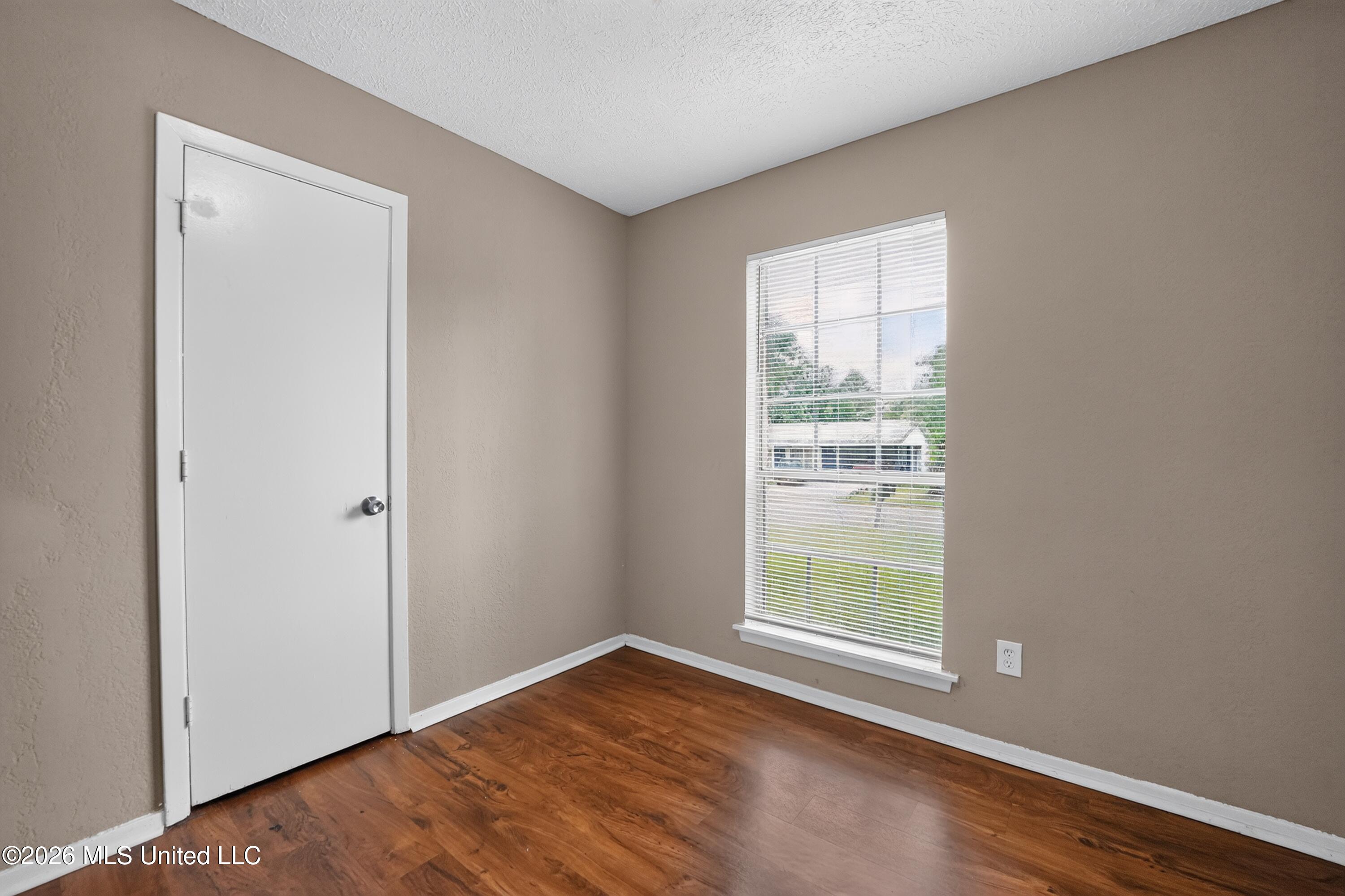 6558 Van Buren Road Property Photo 30