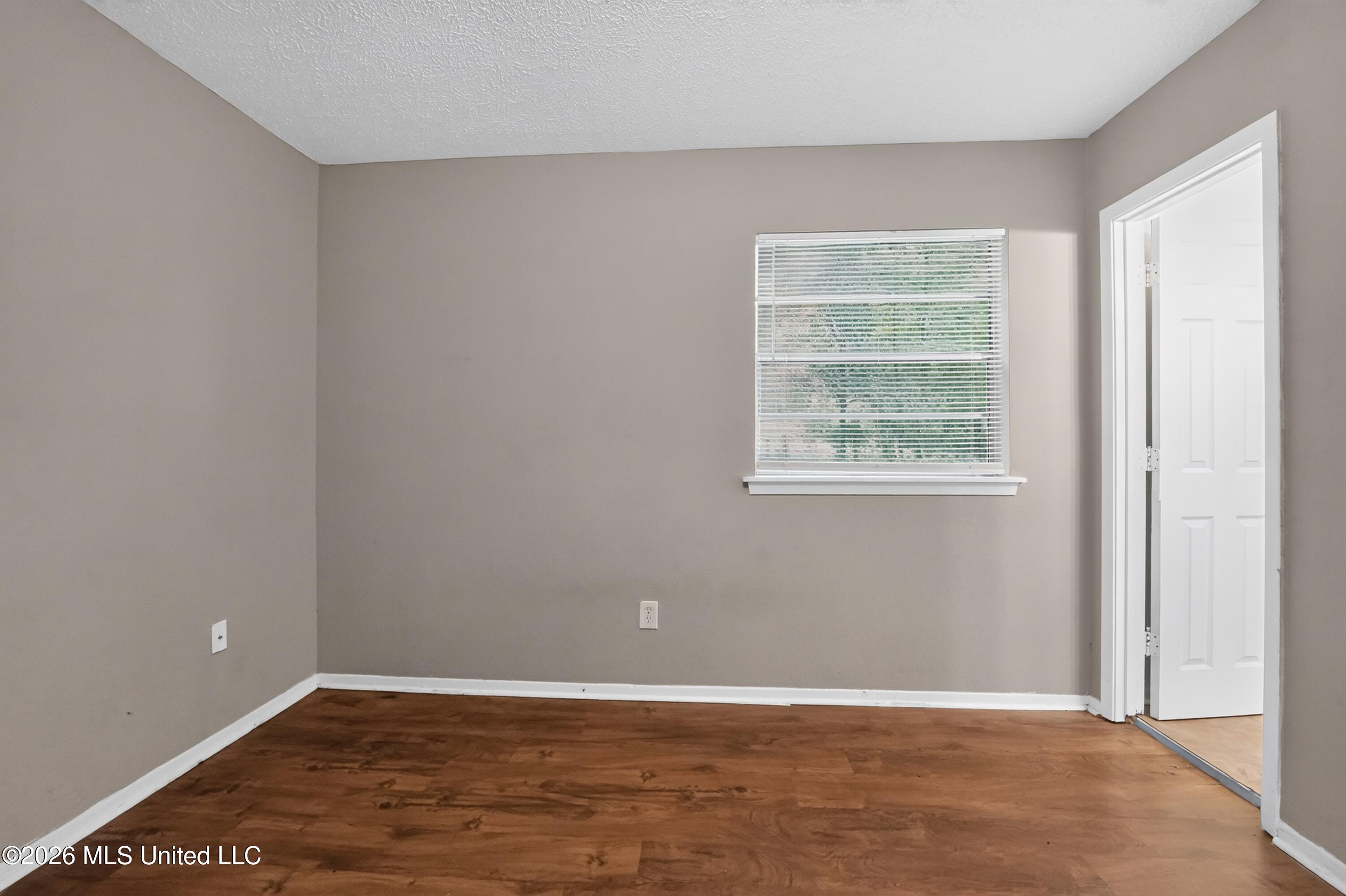 6558 Van Buren Road Property Photo 32