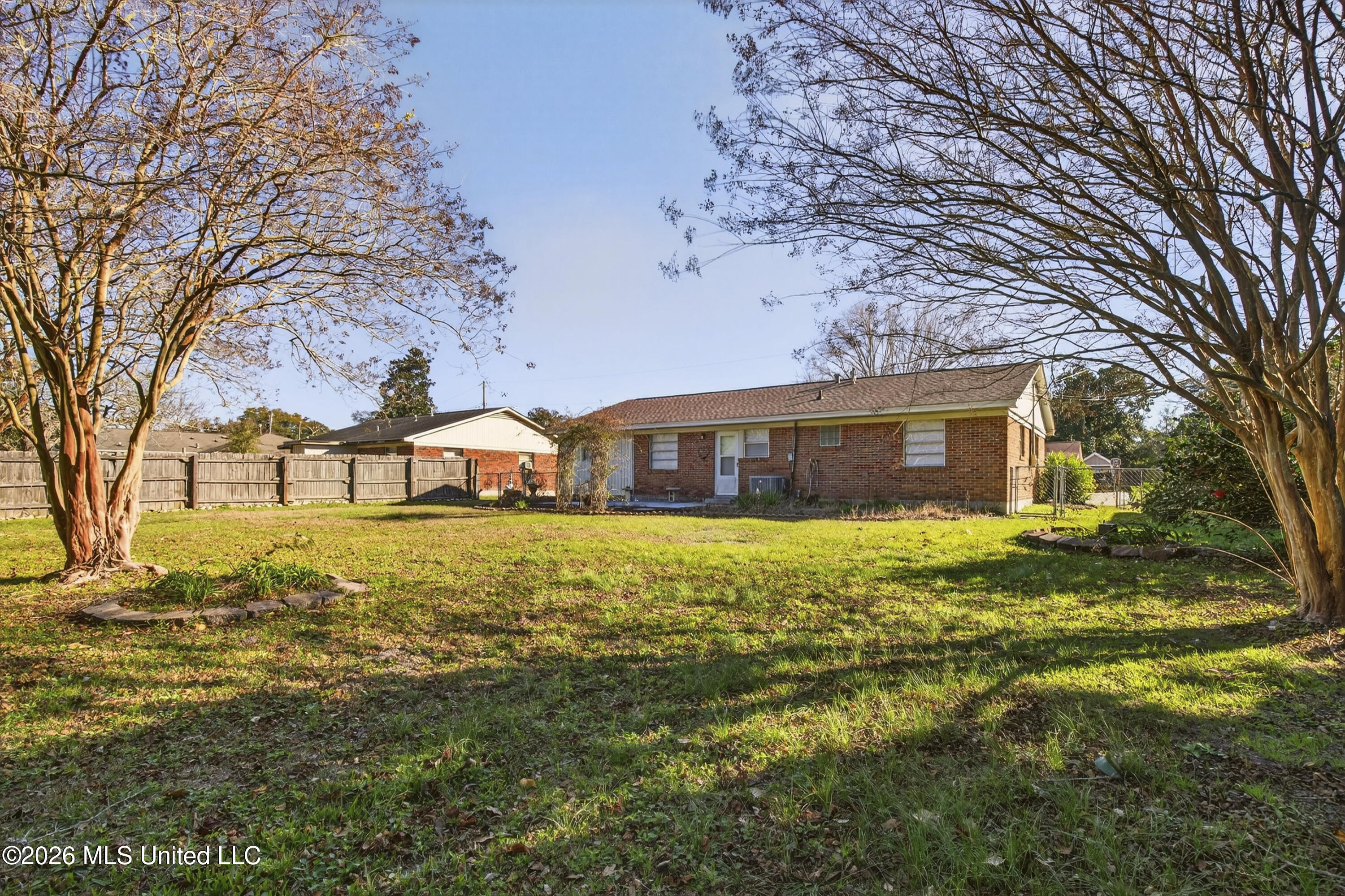 2209 North Street Property Photo 25