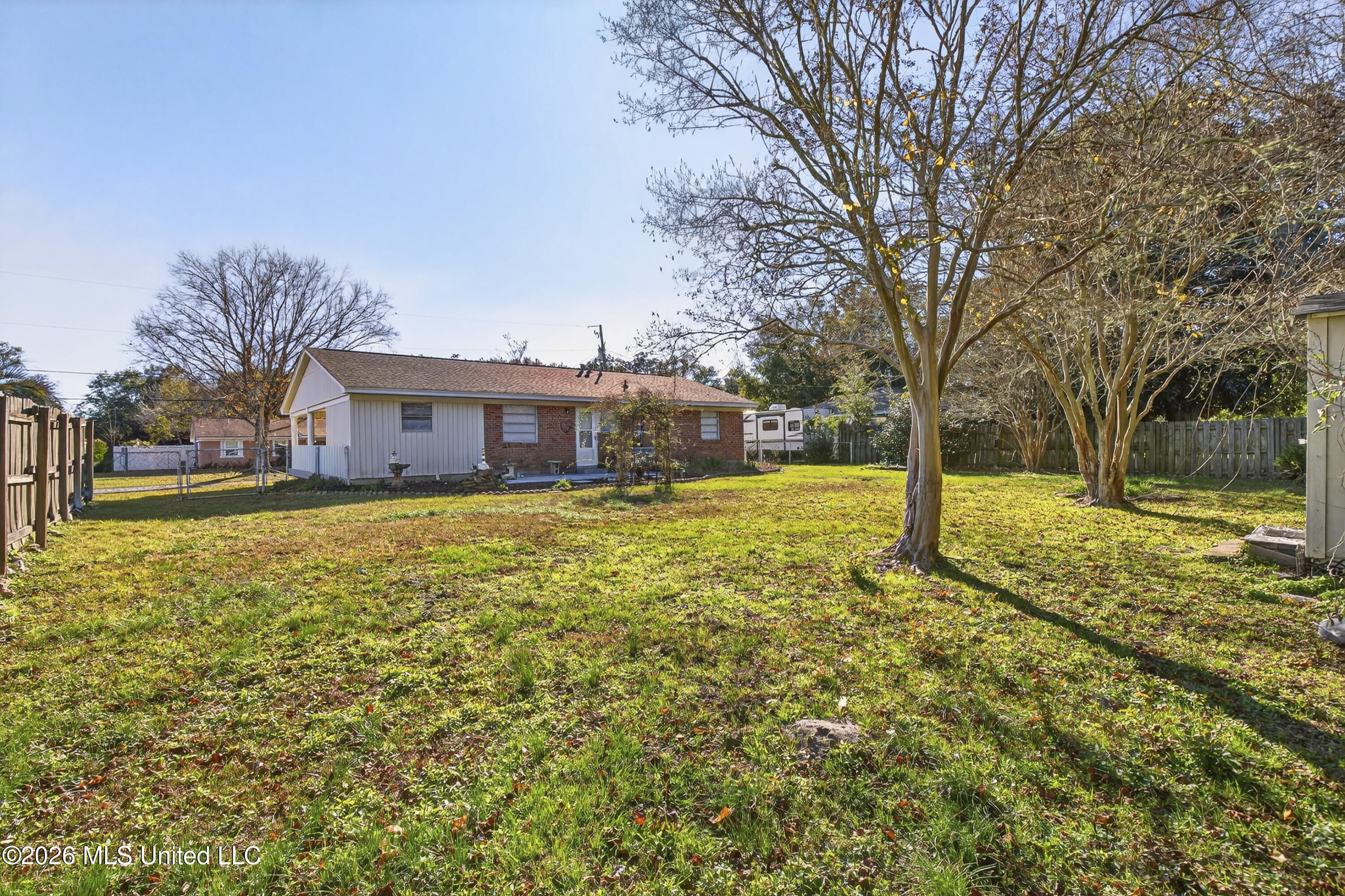 2209 North Street Property Photo 27