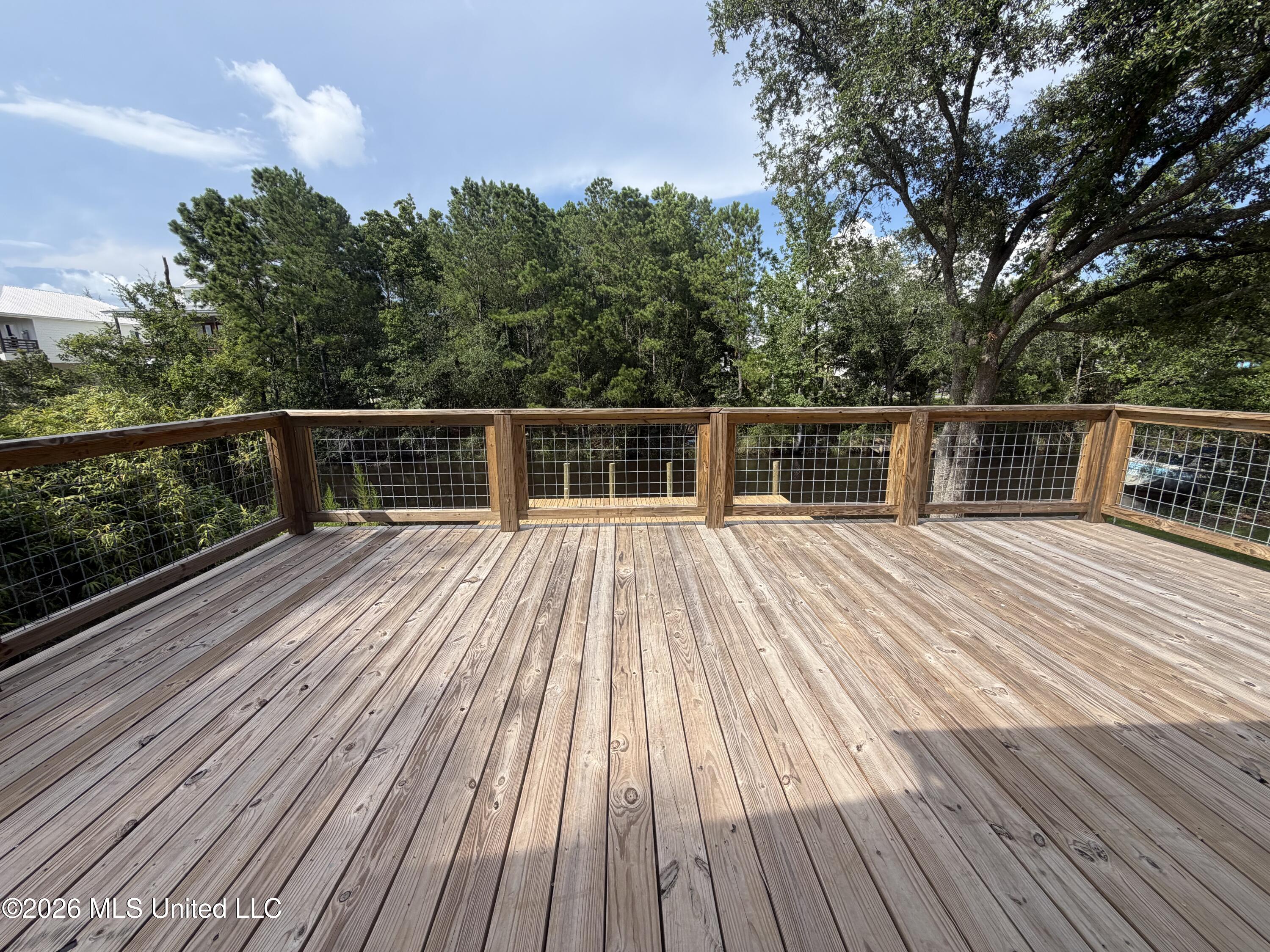 4060 Cardinal Street Property Photo 25