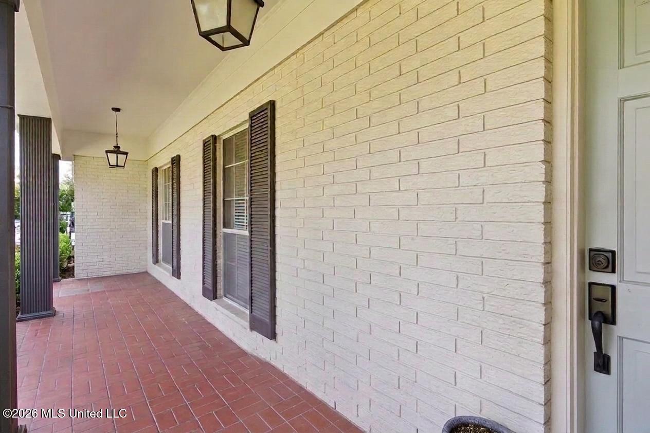 1219 Canterbury Lane Property Photo 4