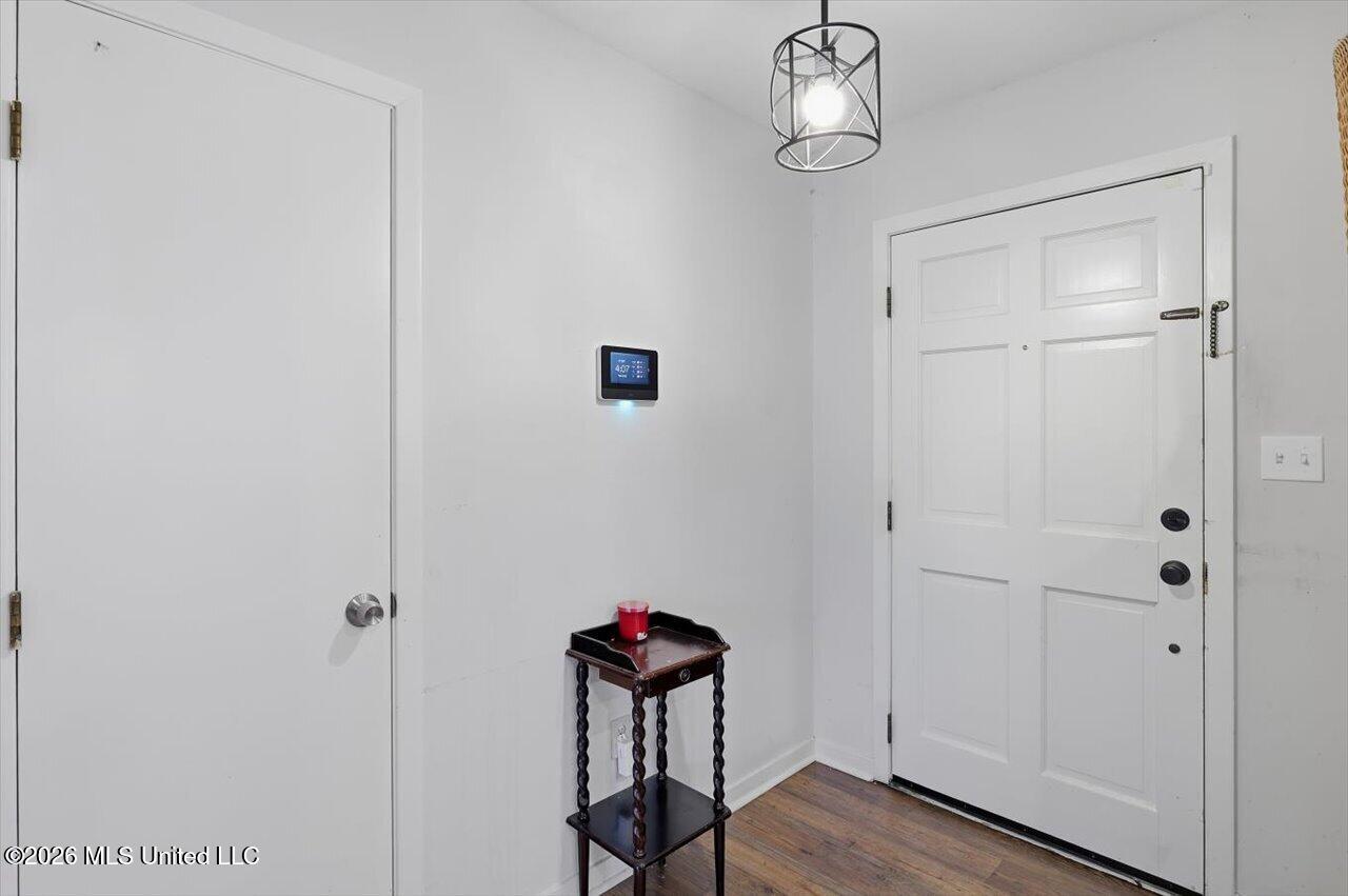 1219 Canterbury Lane Property Photo 10