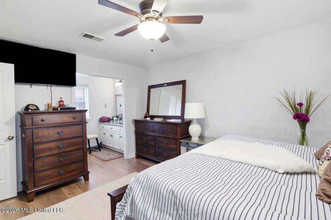 1219 Canterbury Lane Property Photo 13