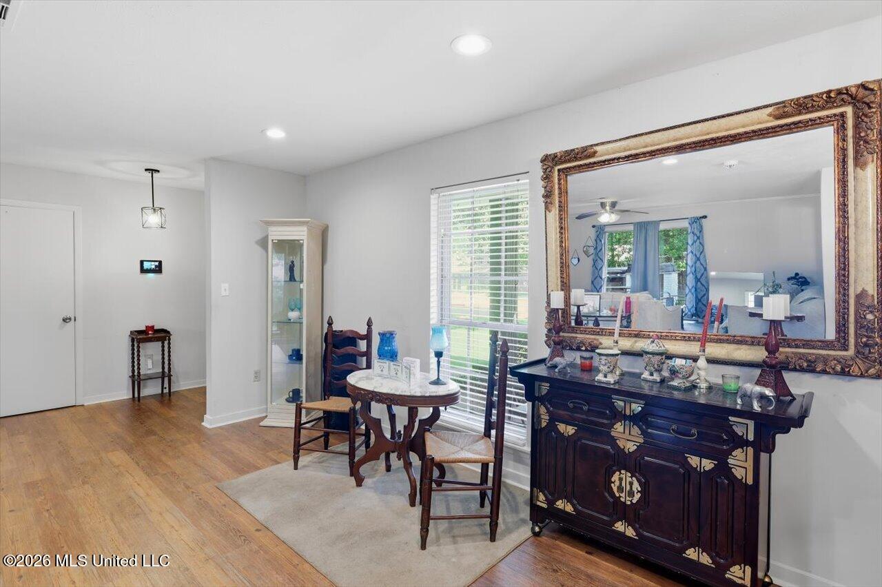 1219 Canterbury Lane Property Photo 14