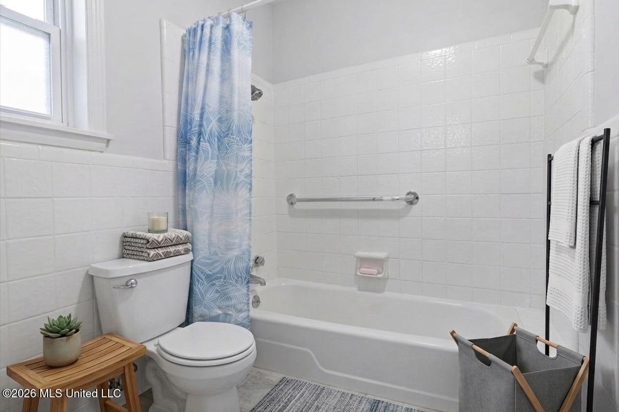 1219 Canterbury Lane Property Photo 18