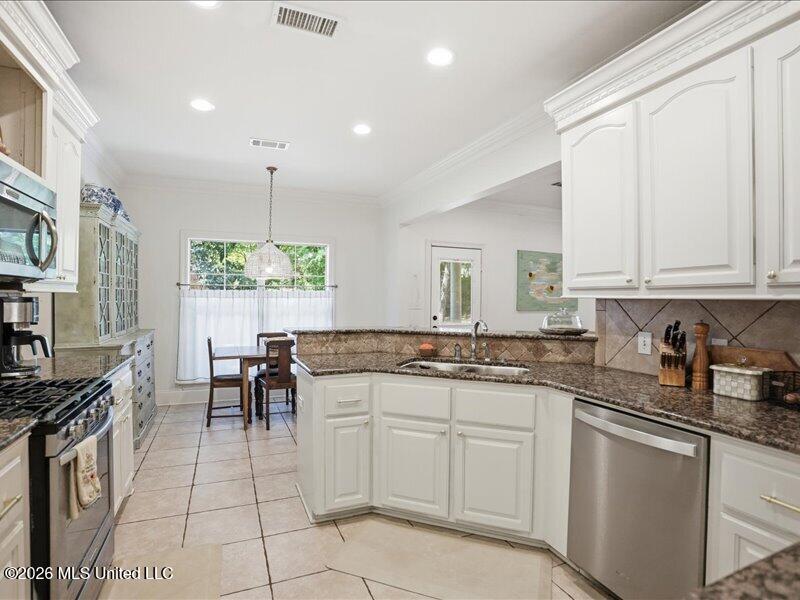 202 Fairway Lane Property Photo 15