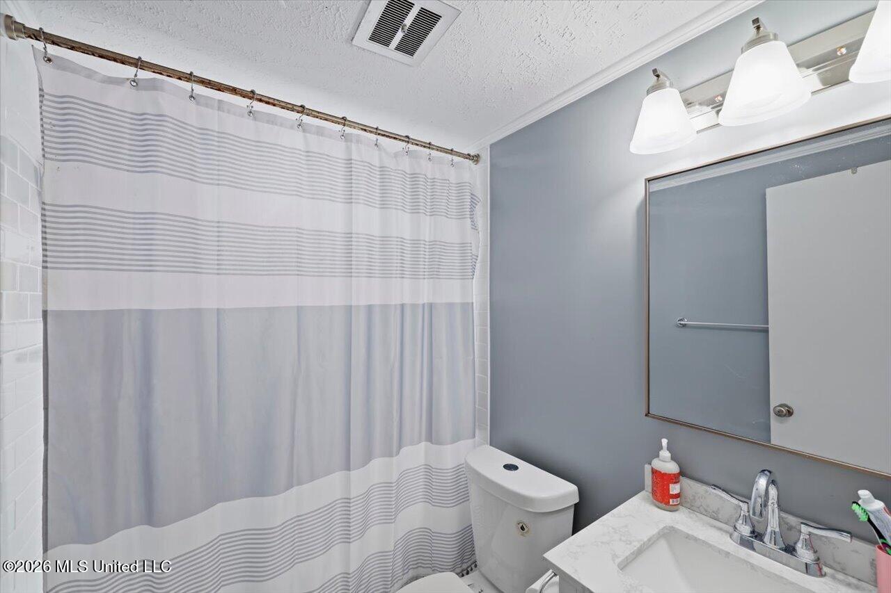 502 W Lakeview Circle Property Photo 18