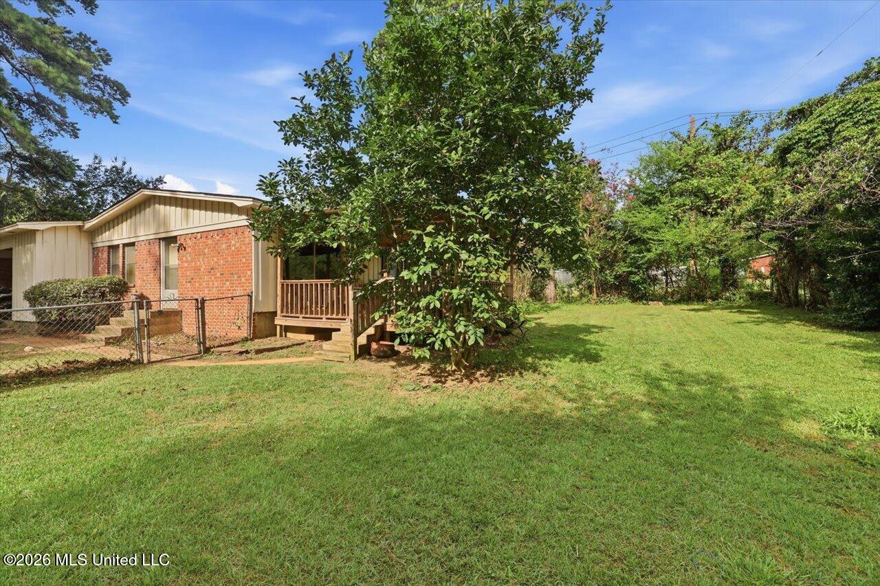 502 W Lakeview Circle Property Photo 21