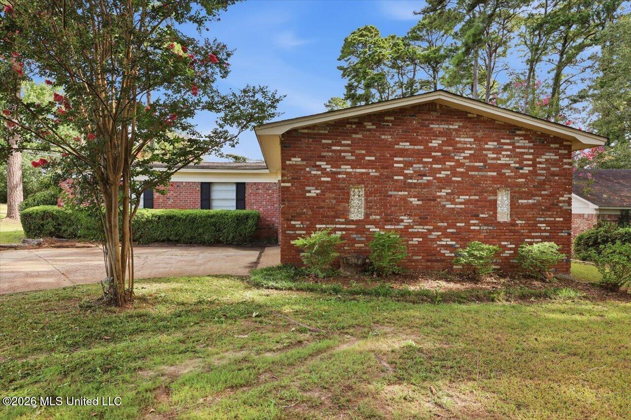 502 W Lakeview Circle Property Photo 24