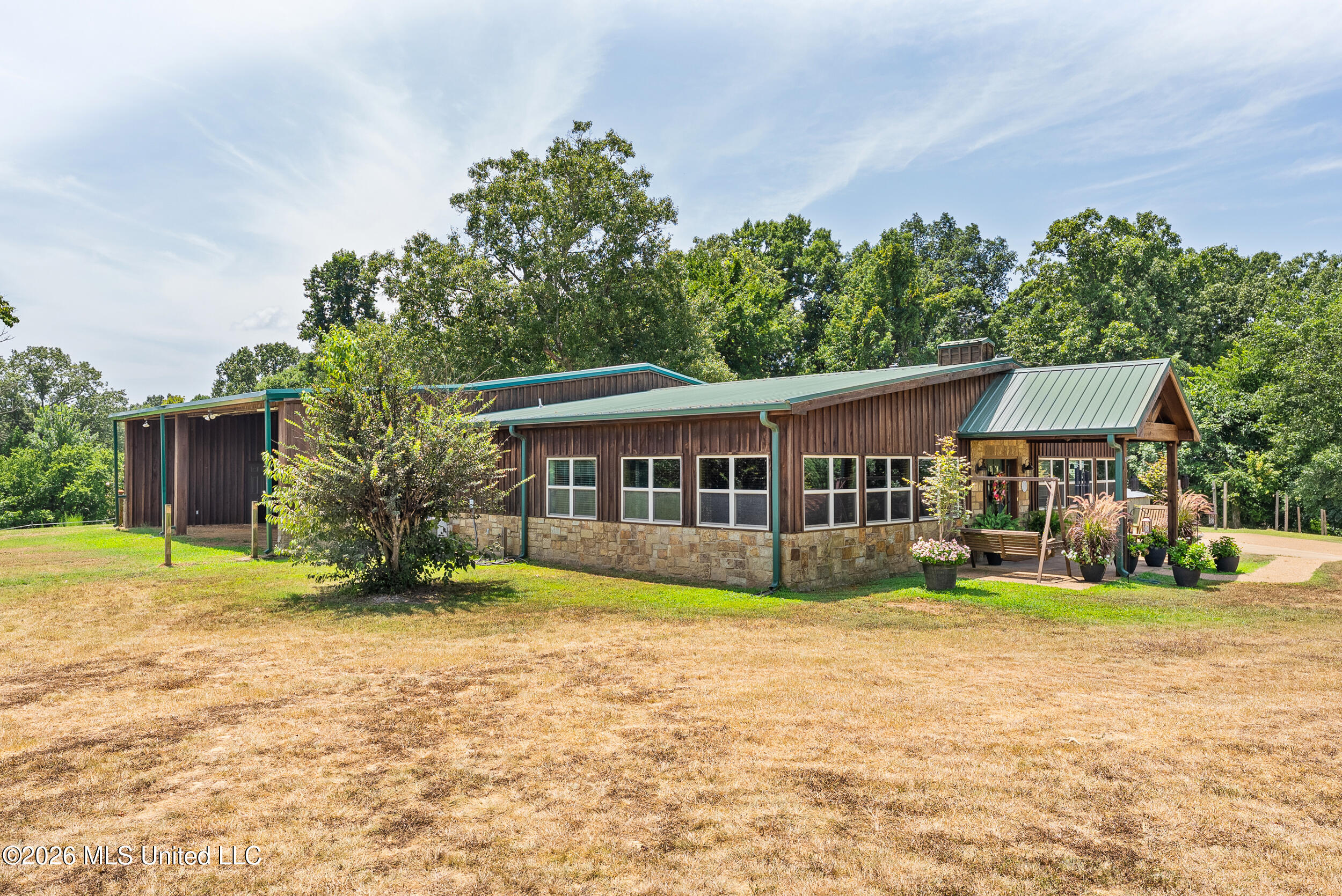 748 Bluegoose Road Property Photo 3