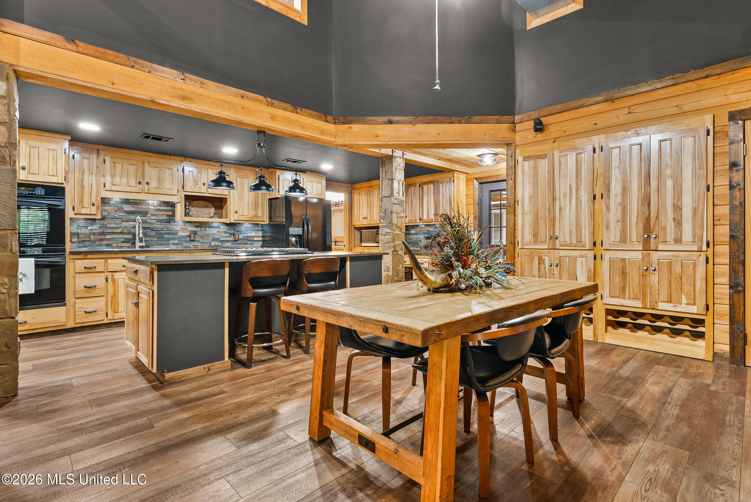 748 Bluegoose Road Property Photo 8