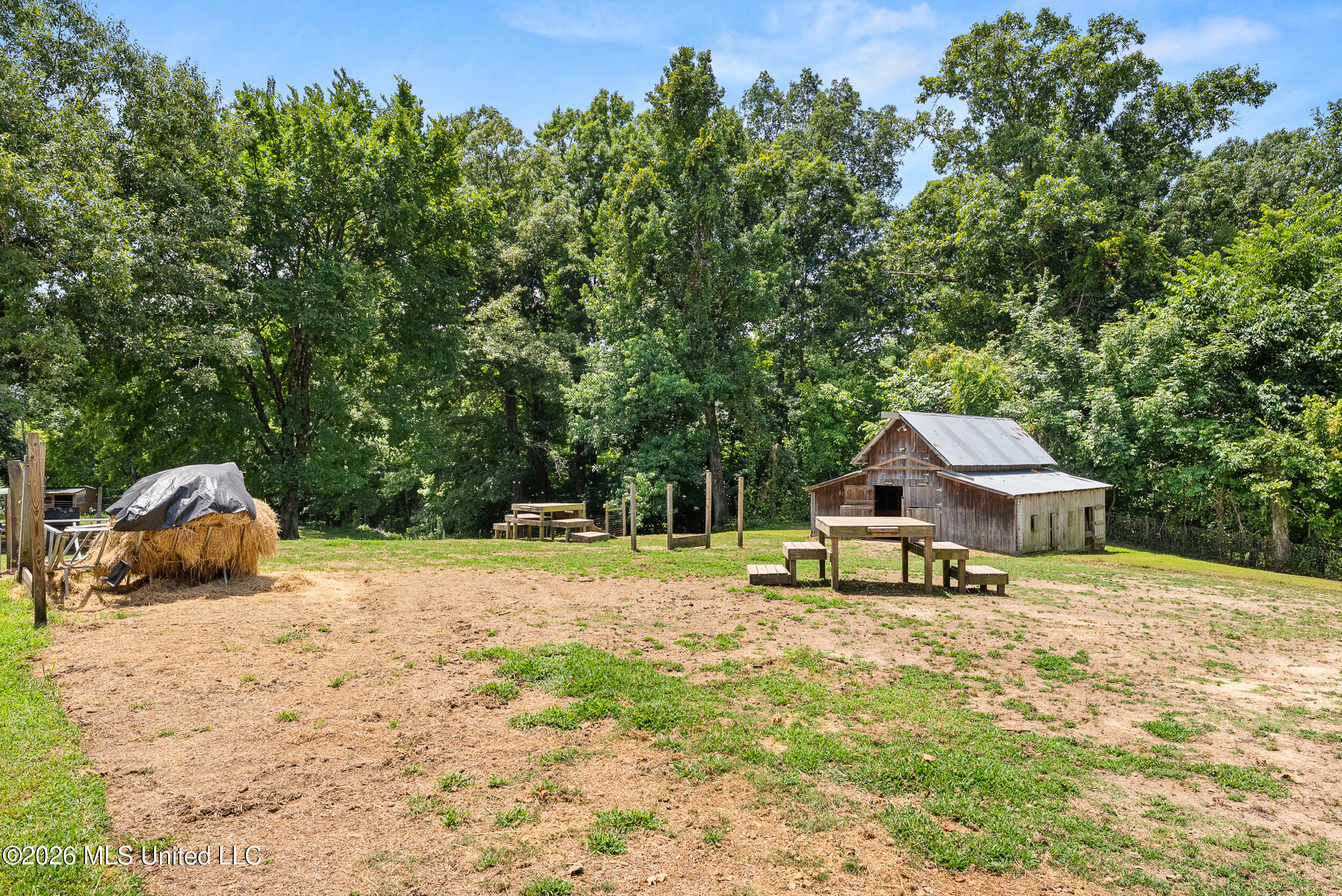 748 Bluegoose Road Property Photo 32